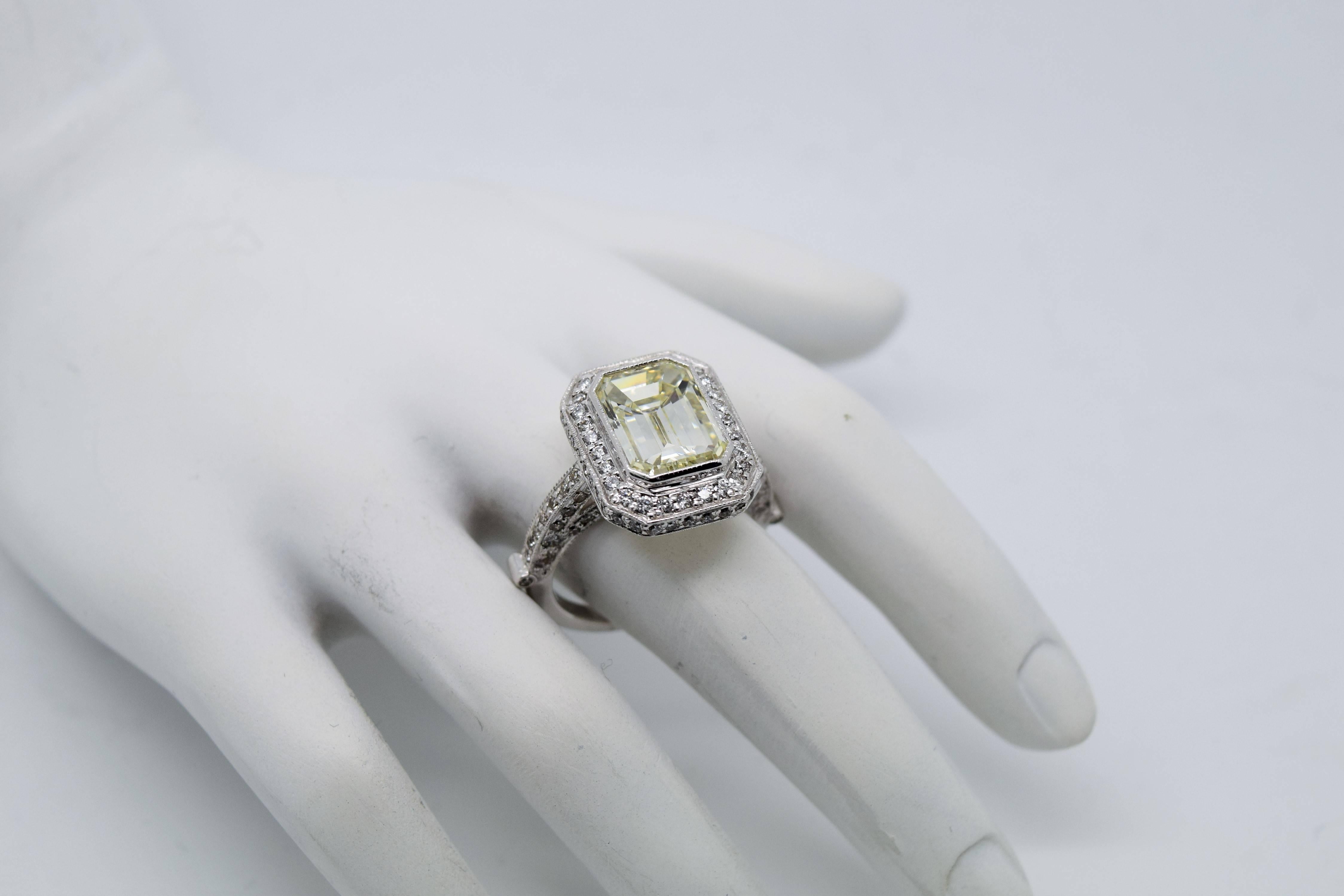Women's 5 carat Emerald Cut Diamond Cocktail Ring For Sale