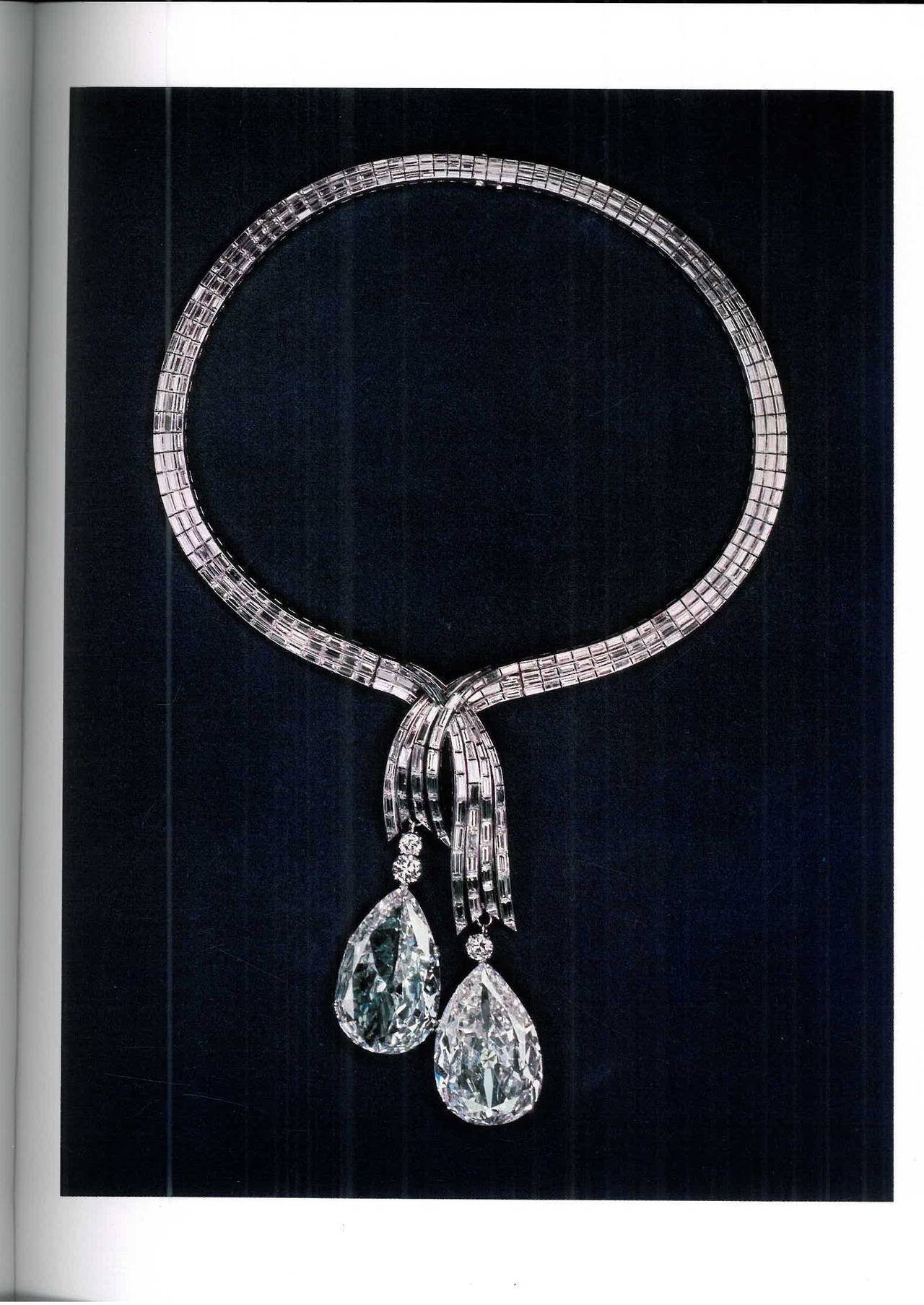 Book of HARRY WINSTON The Ultimate Jeweler In Excellent Condition In North Yorkshire, GB