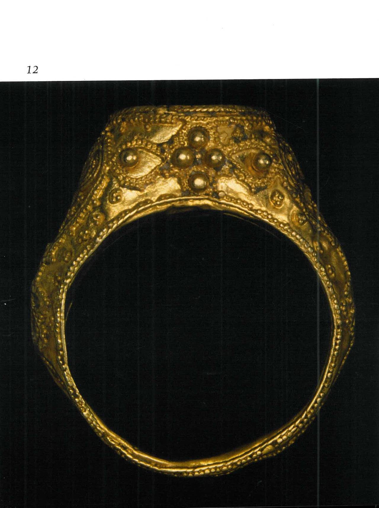 Book of Islamic Rings & Gems - The Zucker Collection
