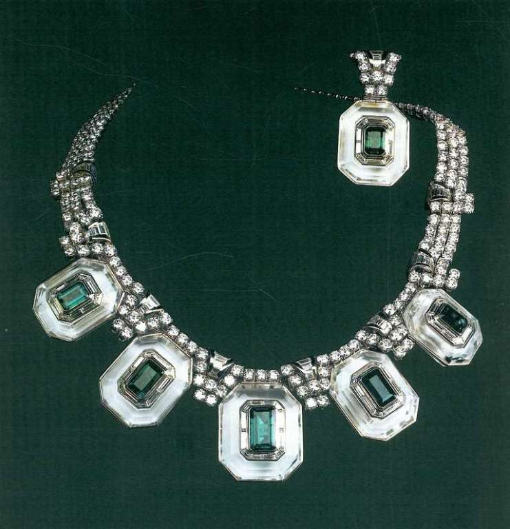 Boucheron (Book) For Sale 2