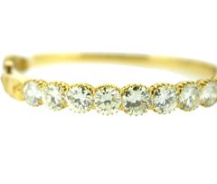 18K Bangle, 9 carats Diamonds