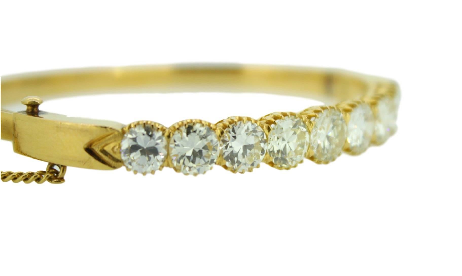  18K Bangle, 9 carats Diamonds  In Excellent Condition In Amsterdam, NL
