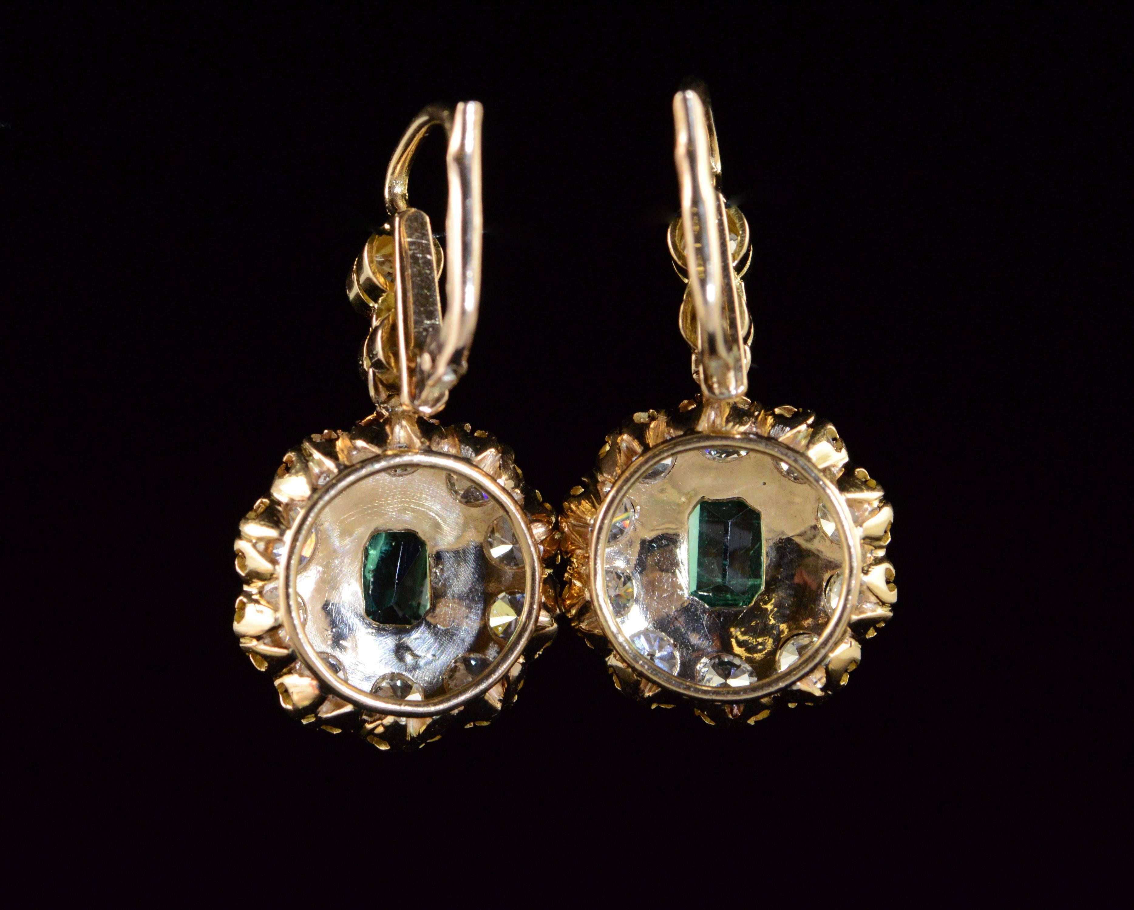  1.50 Carats Emeralds 2.80 Carats Old Mine Cut Diamonds Gold Earrings For Sale 2