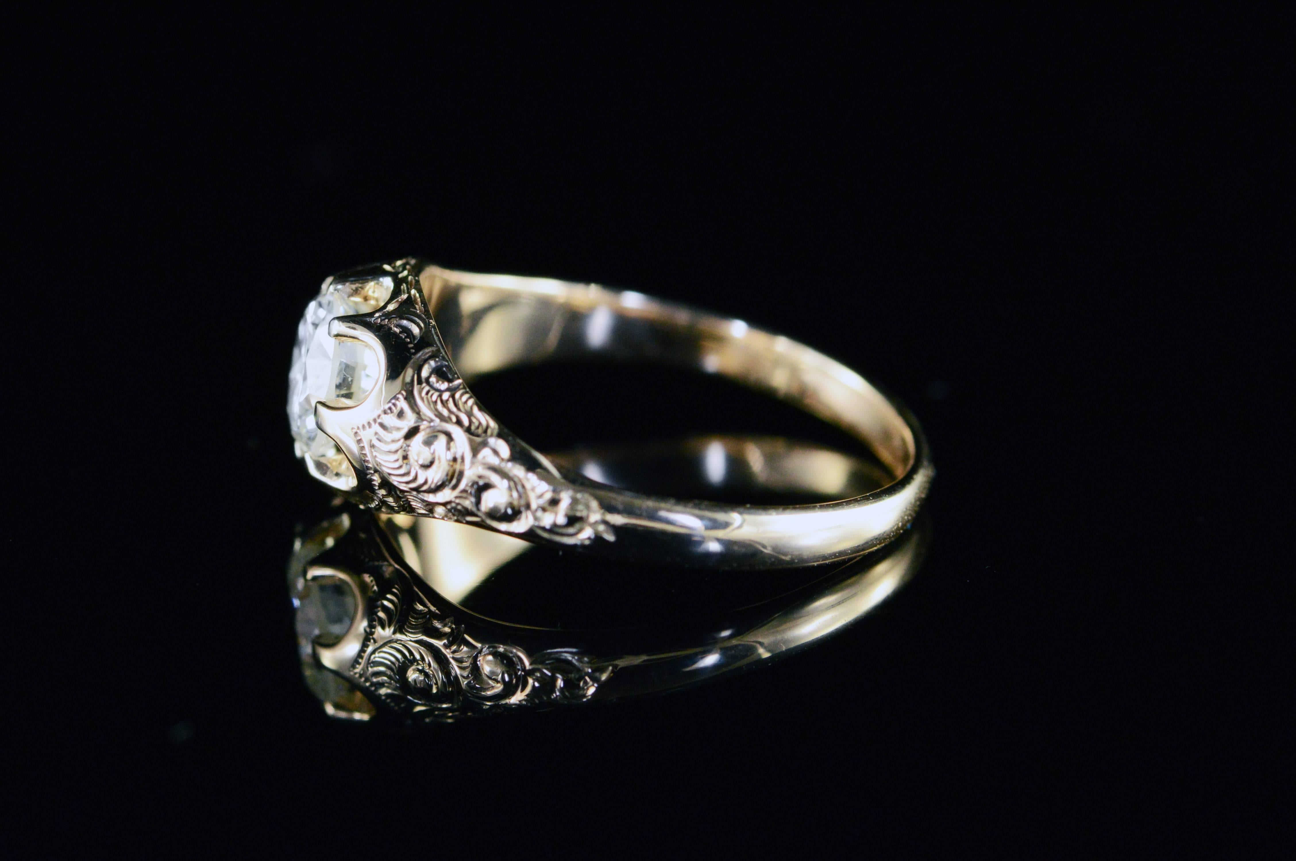 0.84 Carat Round Diamond Gold Engagement Ring 3