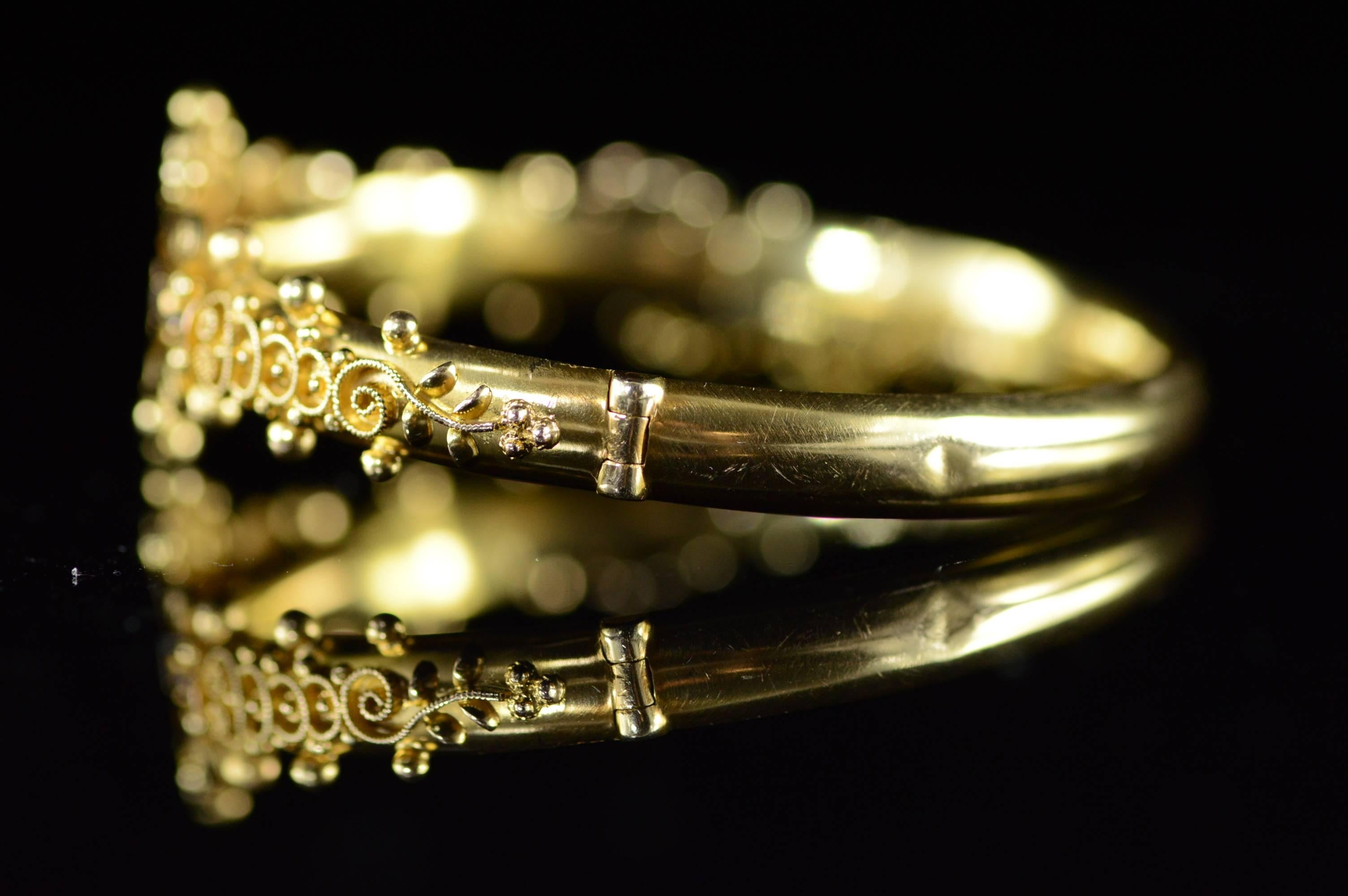 Women's Victorian Sapphire Rose Cut Diamond Filigree Hinged Bangle Bracelet