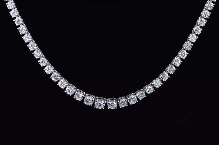 15 Carats Diamonds Platinum Necklace For Sale at 1stDibs