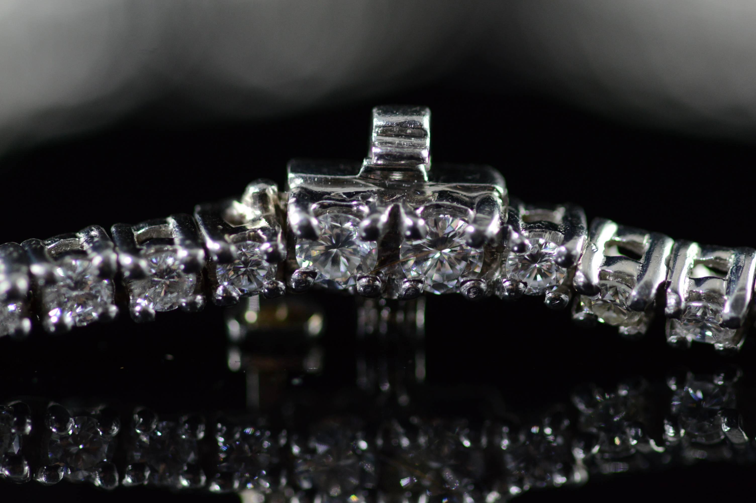 15 Carats Diamonds Platinum Necklace  For Sale 6