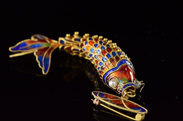 Victorian Era Chinese Red and Blue Enamel Gold Articulated Fish Pin at