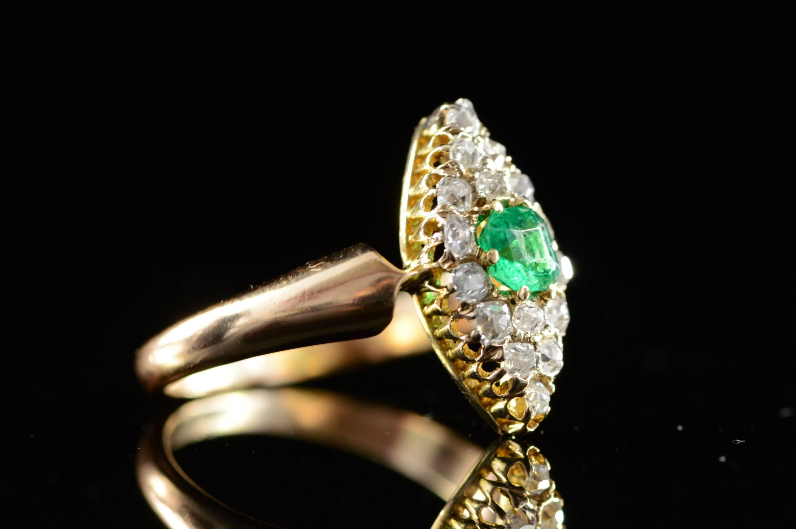 Victorian Emerald Old Mine Cut Diamond Gold Ring In Excellent Condition In Frederick, MD