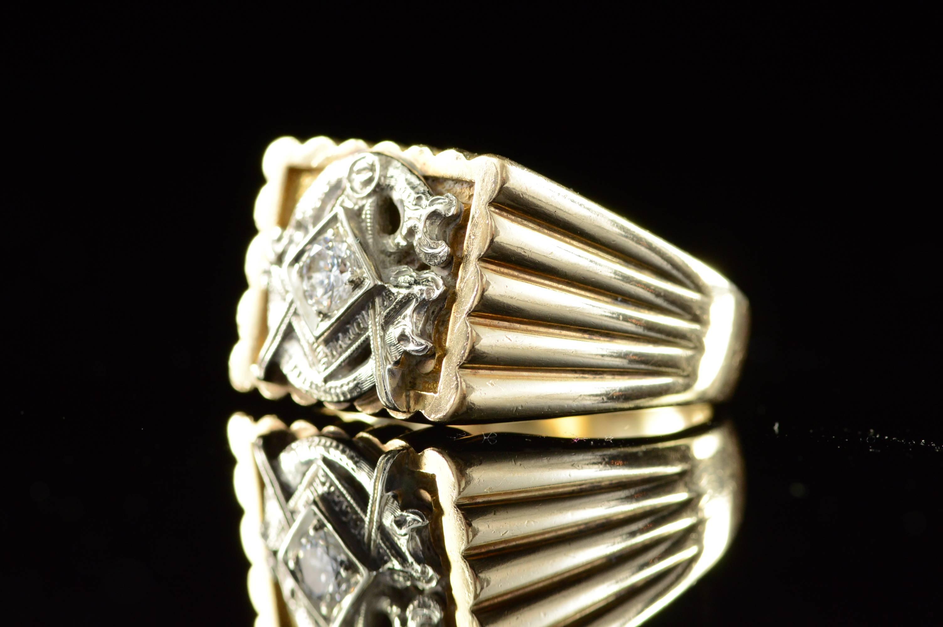 1920s Diamond Gold Masonic Fraternal Order Ring In Excellent Condition In Frederick, MD