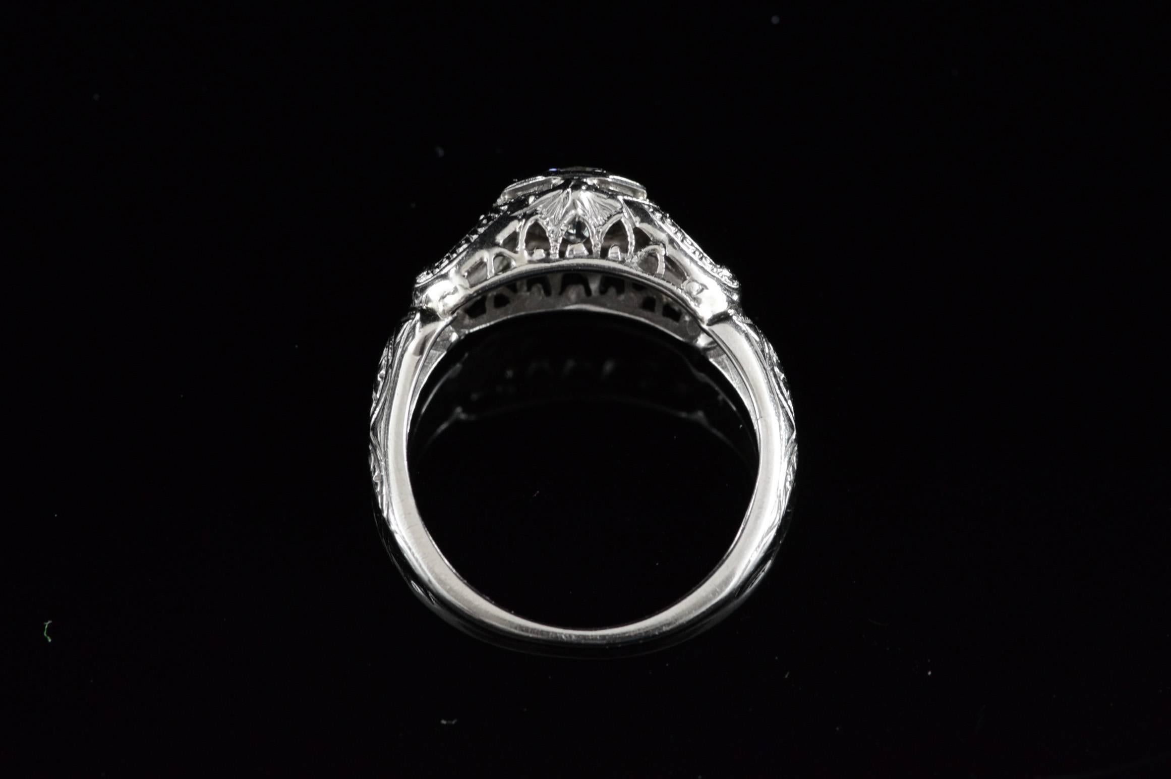 1920s Diamond Gold Filigree Solitaire Engagement Ring 4
