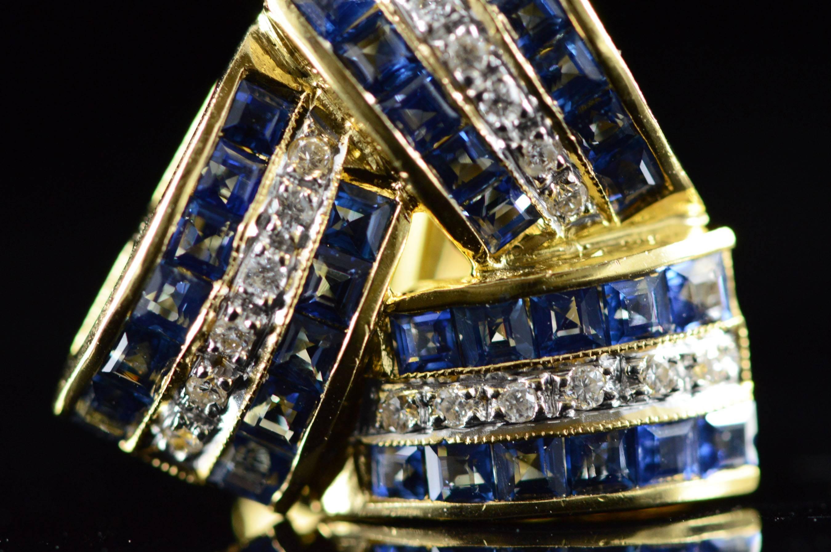 Charles Krypell Triangular Channel Set Sapphire & Diamond 18K Gold Earrings In Excellent Condition In Frederick, MD