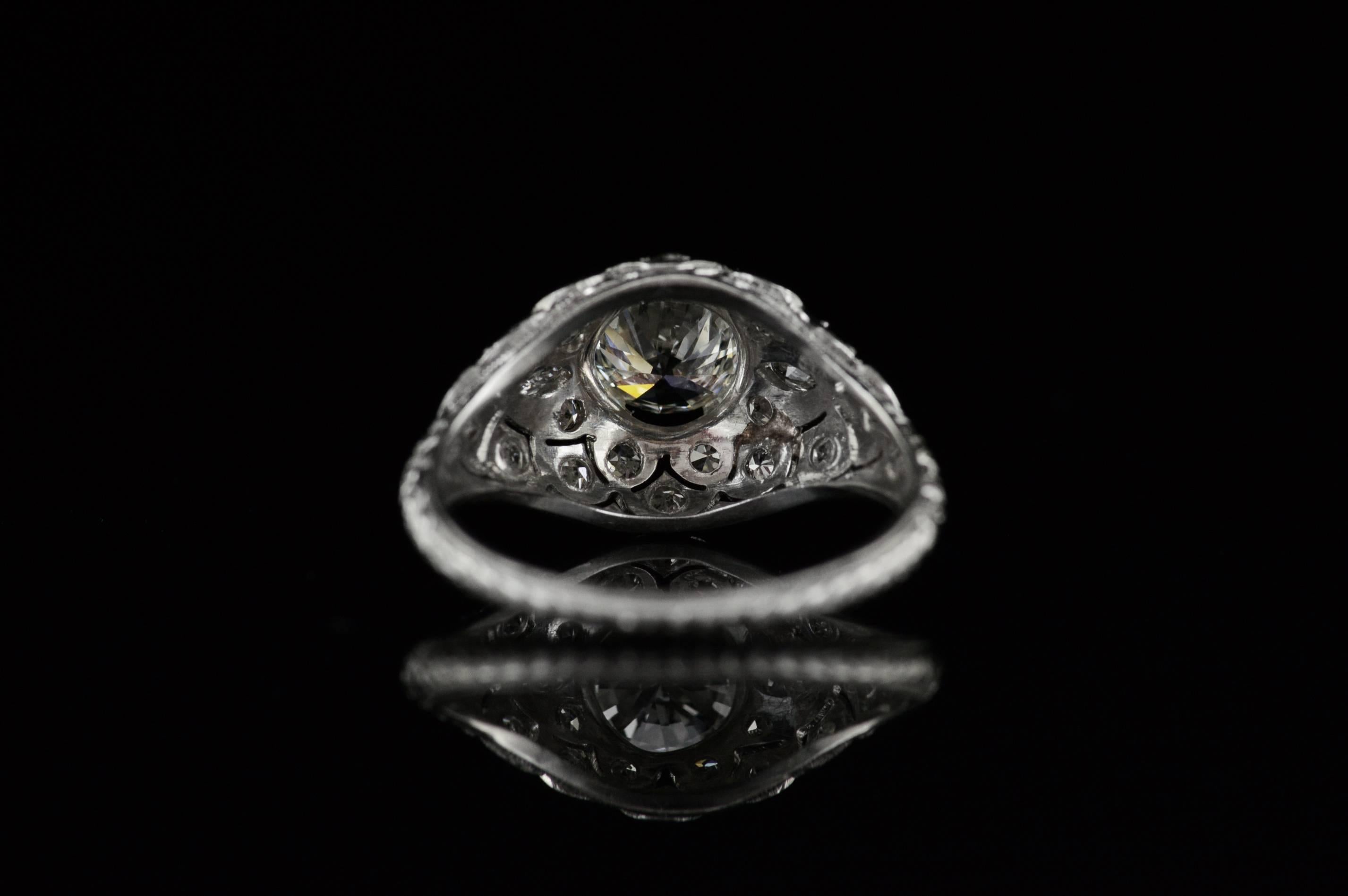 1920s Diamond  Platinum Engagement Ring For Sale 5