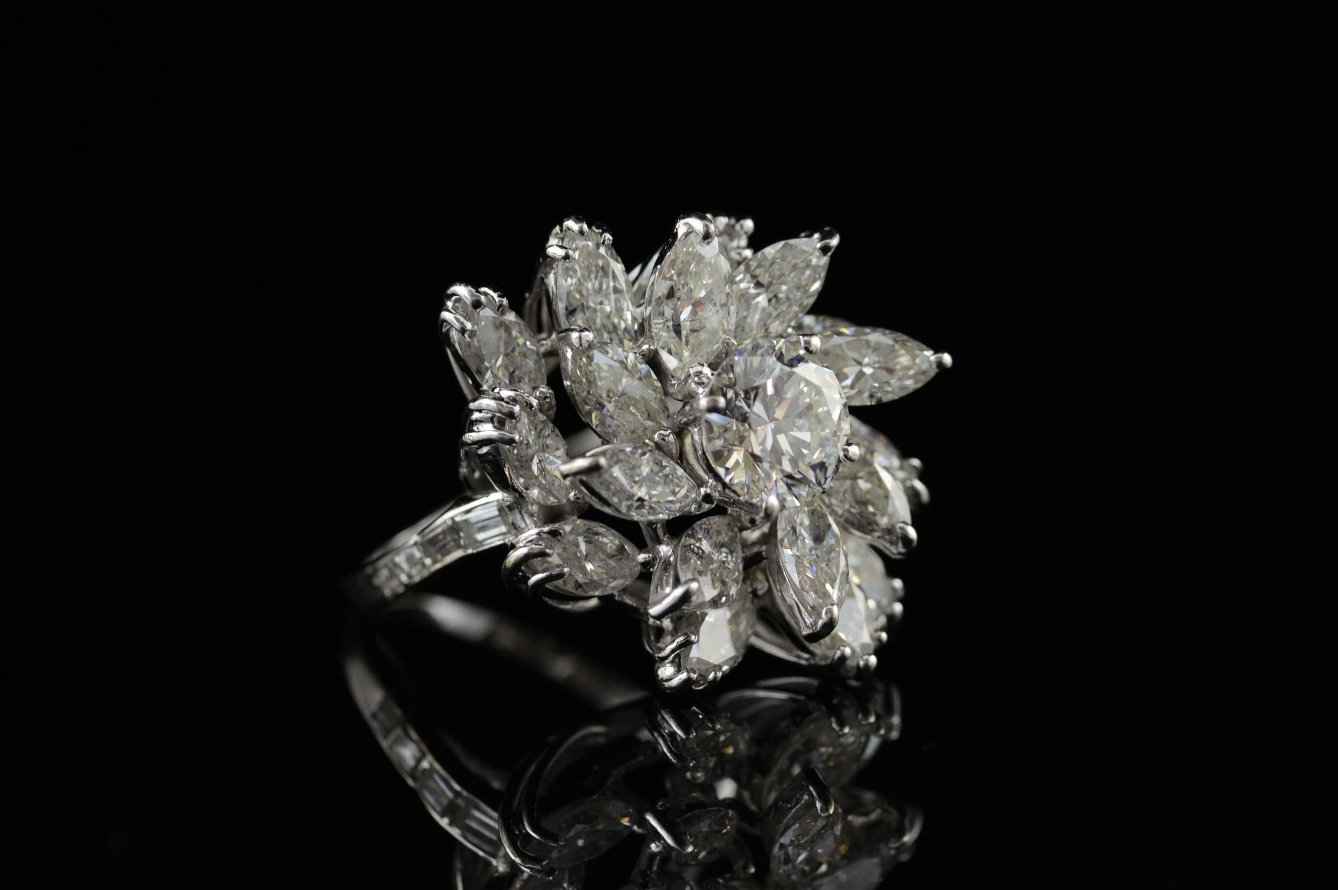 1950s 6.13 Carats Diamonds Gold Ring For Sale 1