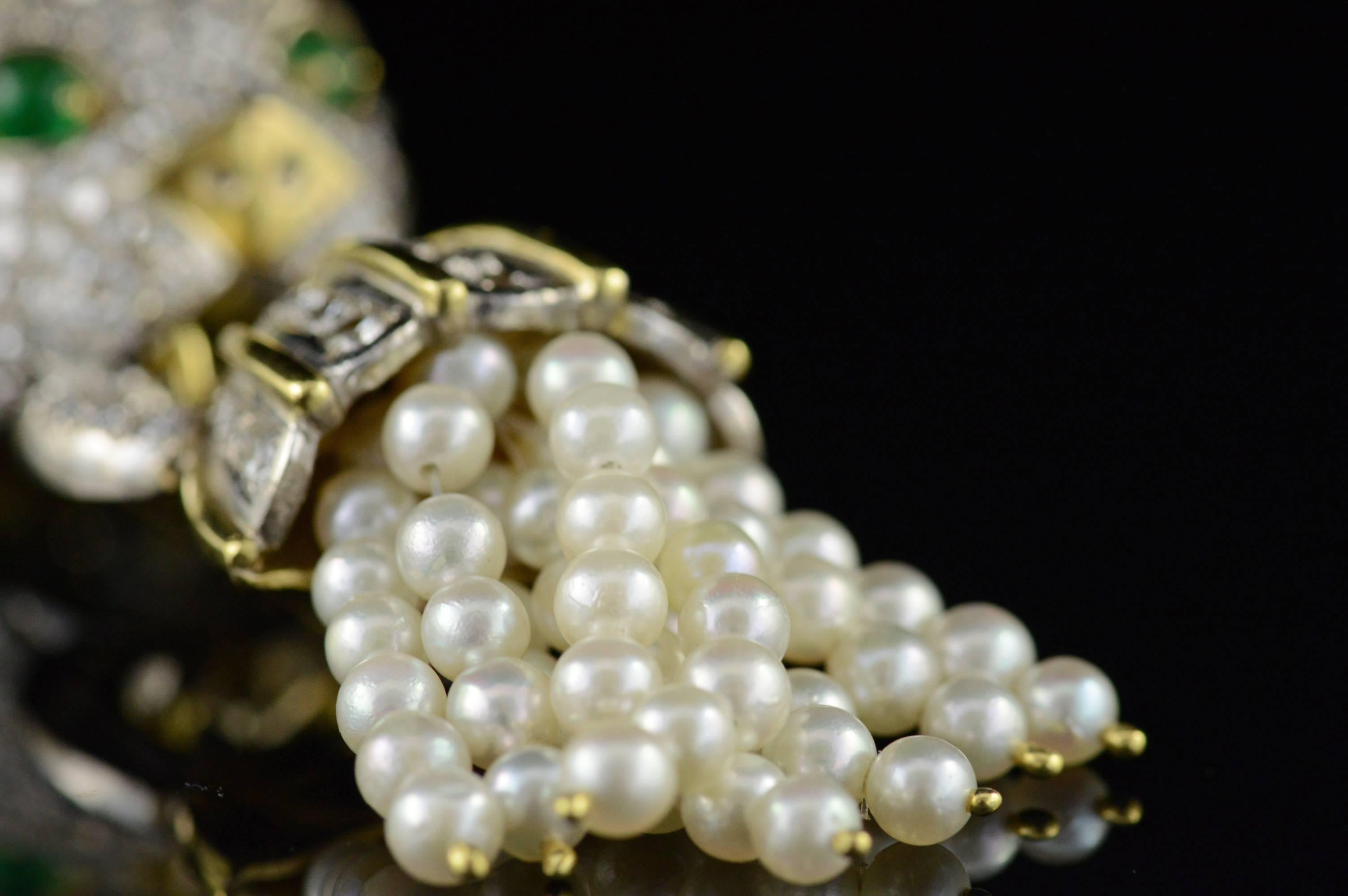 Women's or Men's Pearl Emerald Diamond Pave Gold Lion Head Brooch