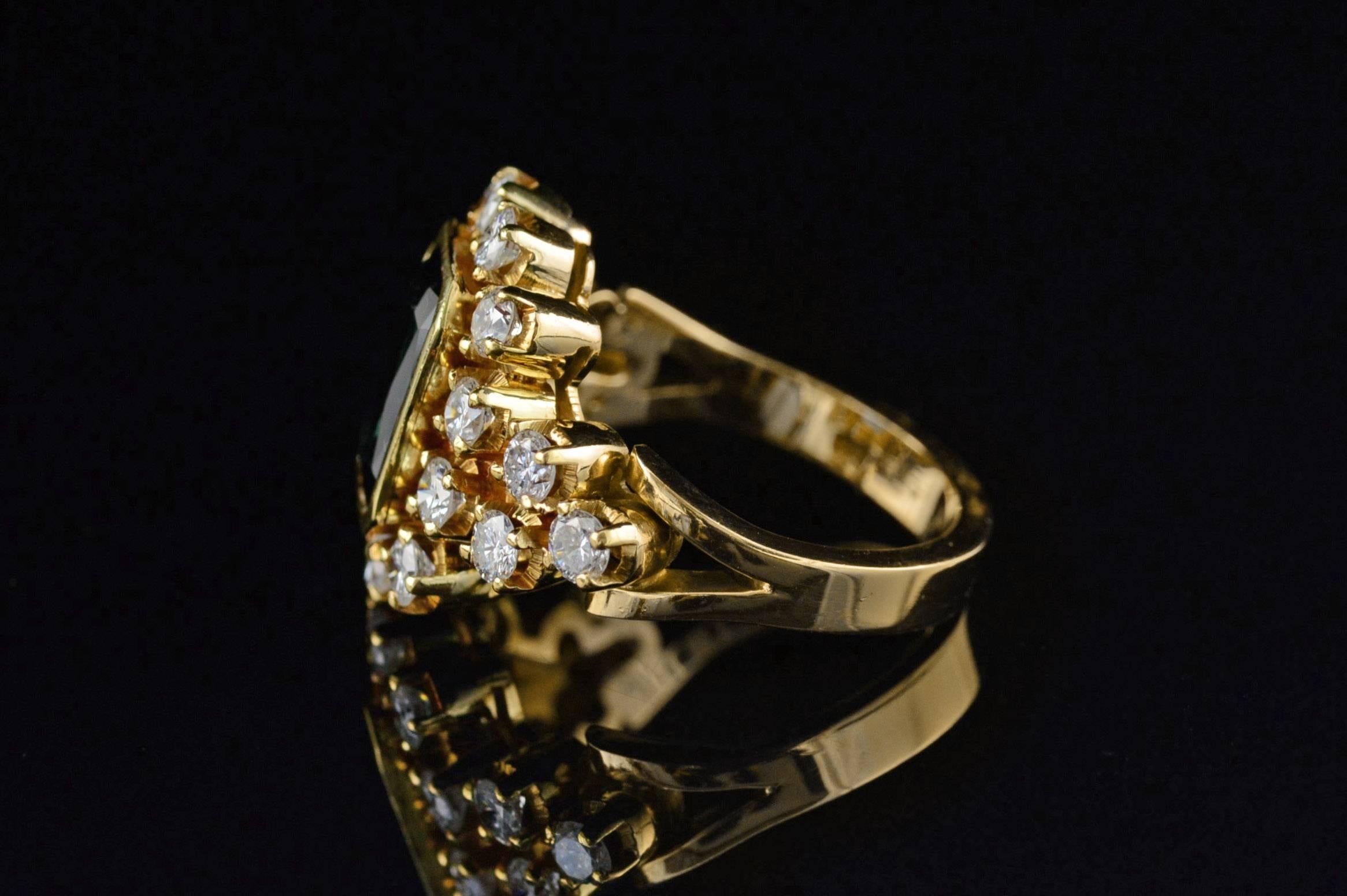 4.00 Carat Sapphire  Diamond Gold Ring For Sale 4