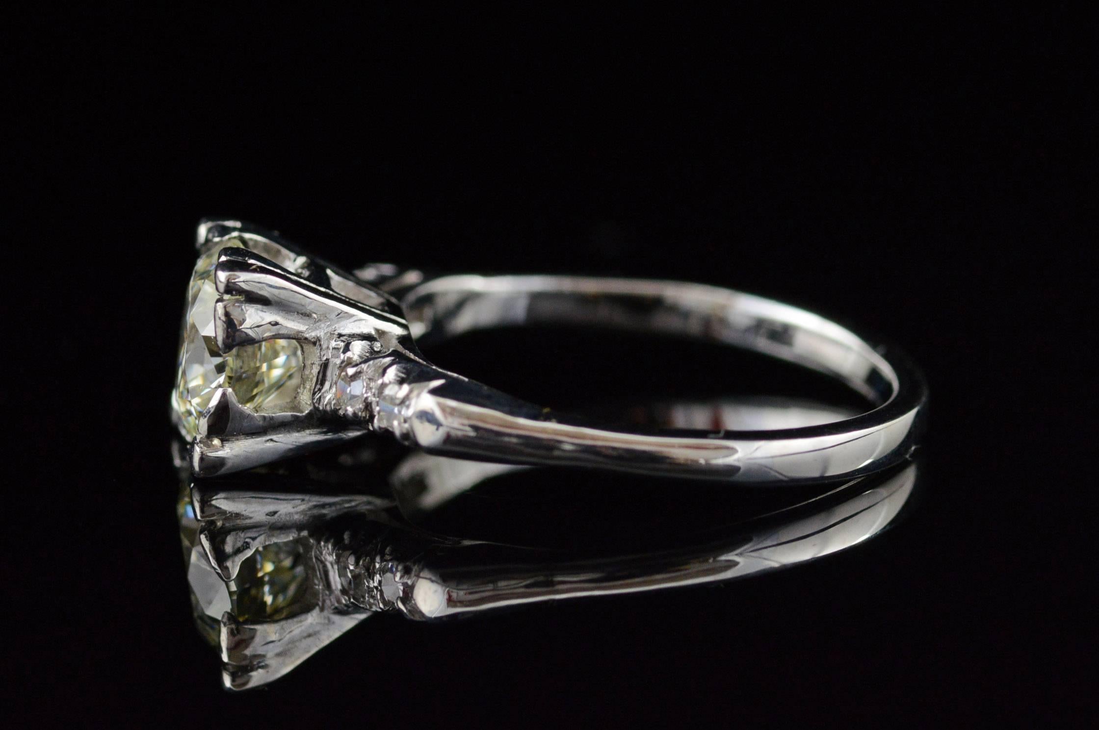 1940s 1.58 Carat EGL Certified Diamond Engagement Ring For Sale 2