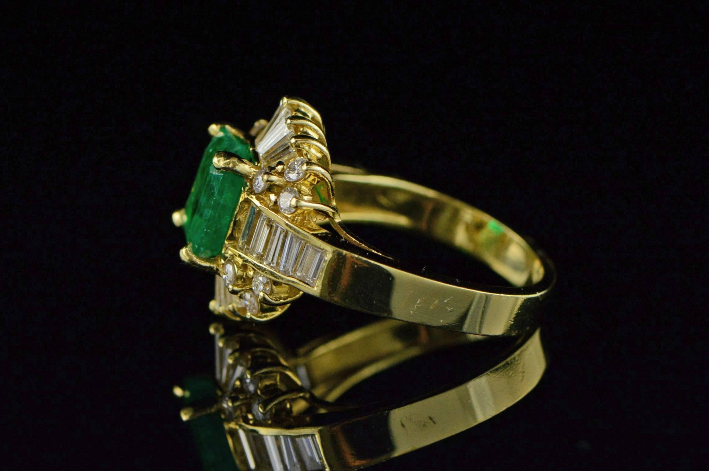2.17 Carat Emerald & Diamond Gold Ring For Sale 5