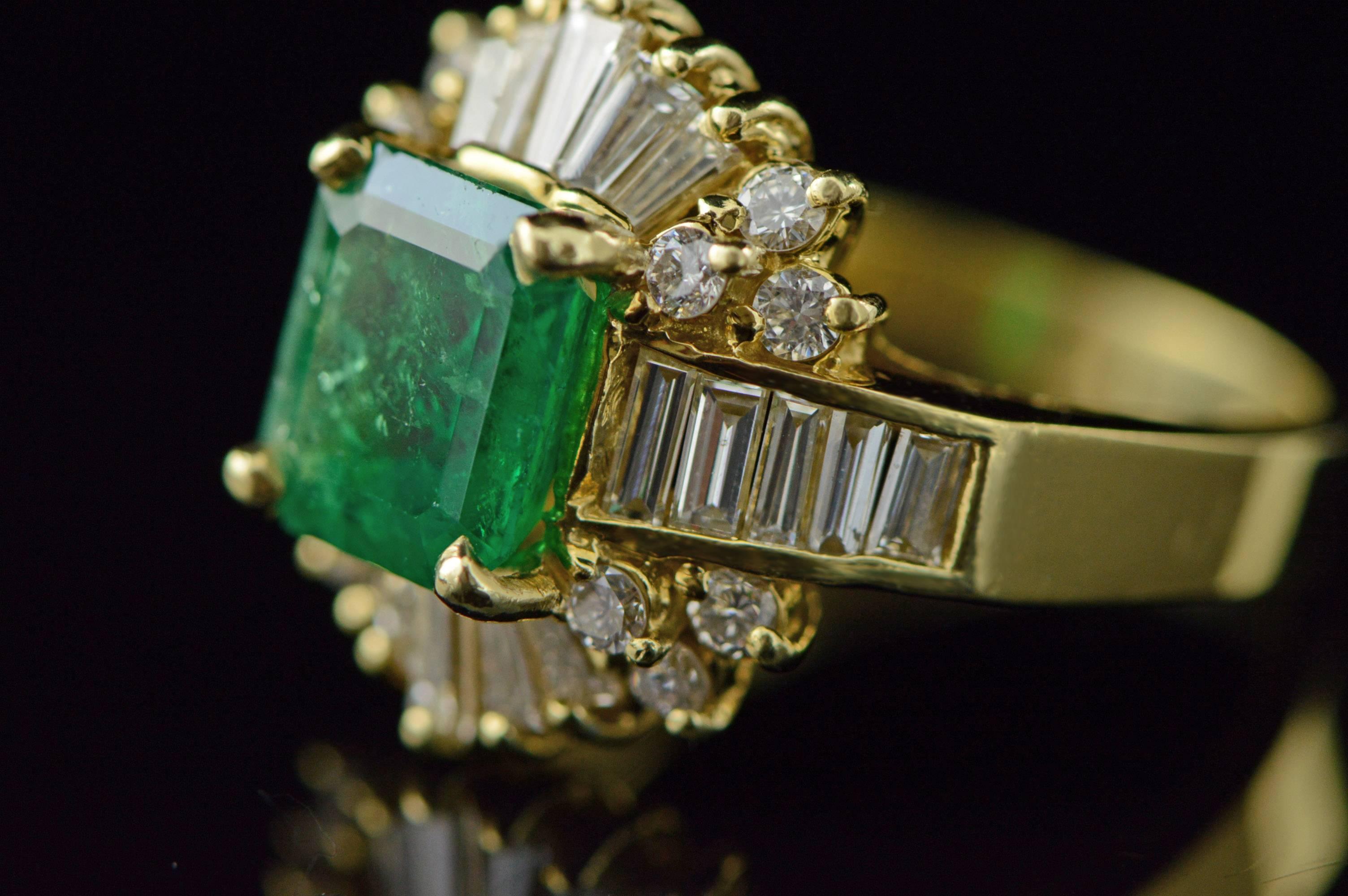 2.17 Carat Emerald & Diamond Gold Ring For Sale 1