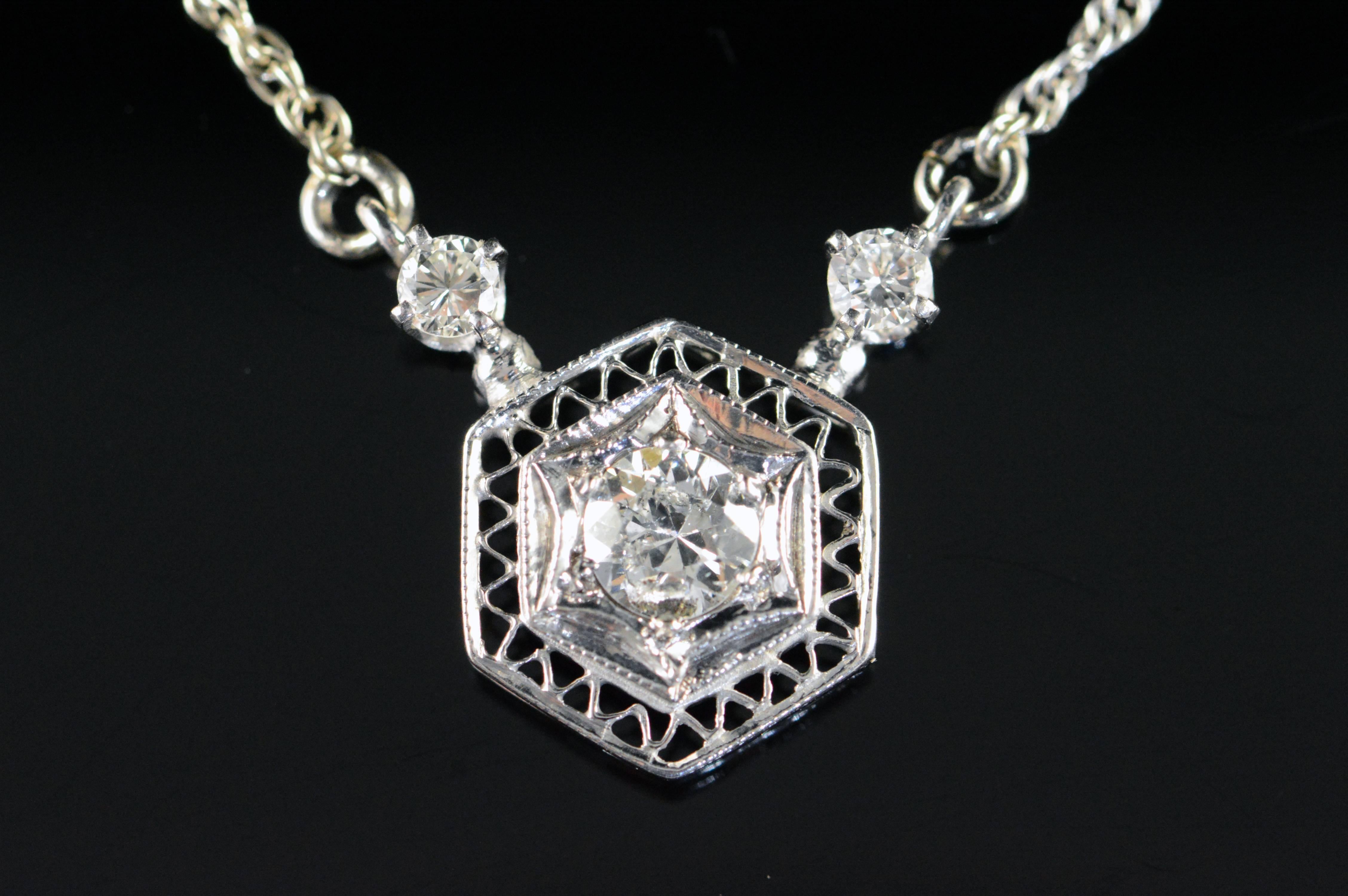 ·Item: 14K Victorian Filigree 0.37 Ctw Diamond Pendant Link Necklace 15.5