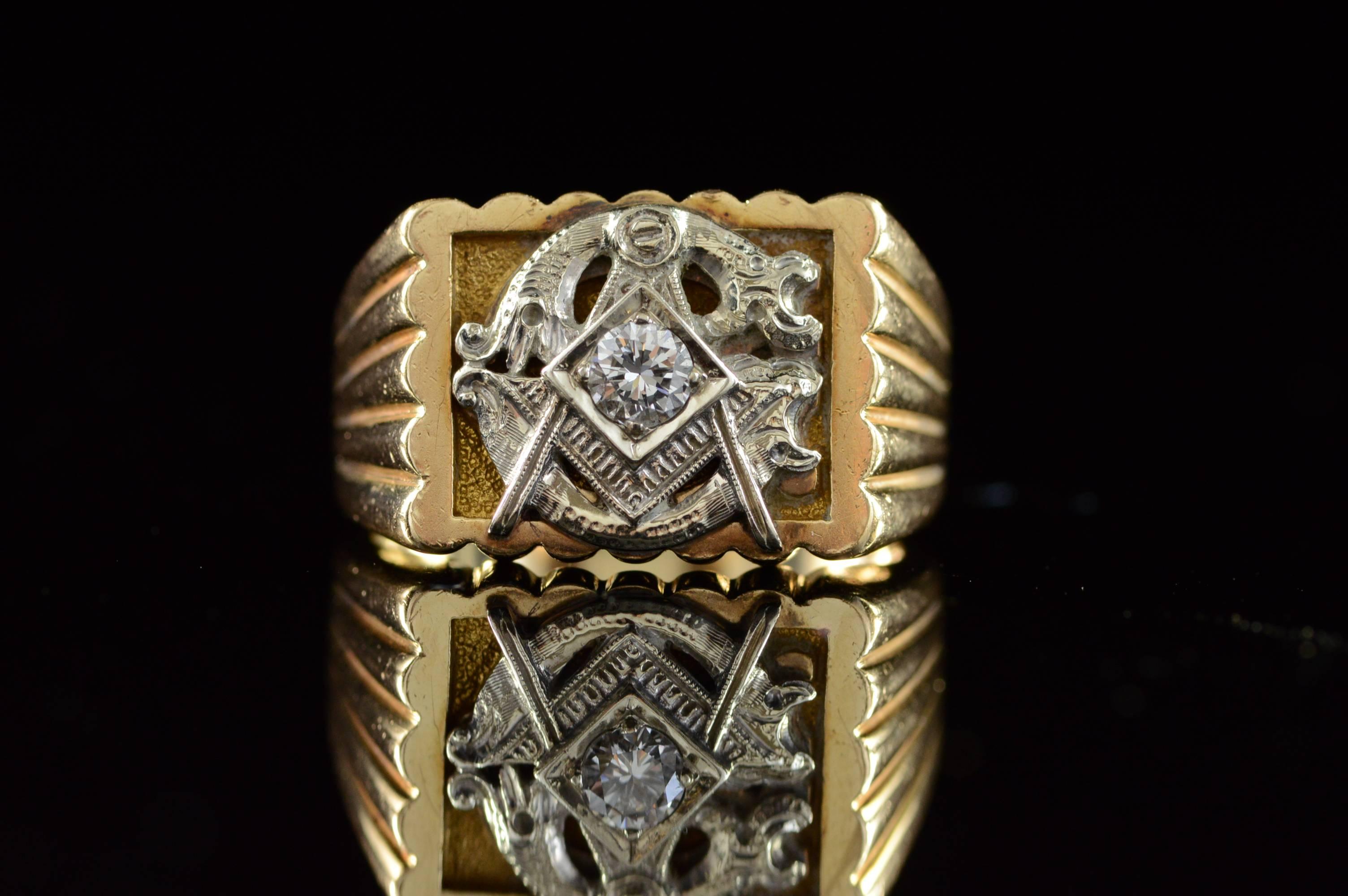 All diamonds are graded according to GIA grading standards.

·Item: 14K 0.30 CT Diamond Masonic Men's Ring Size 12.25 Yellow Gold

·Era: 1920s

·Composition: 14k Gold Marked / Tested

·Gem Stone: 0.30ct Diamond F/VS

·Condition: Estate