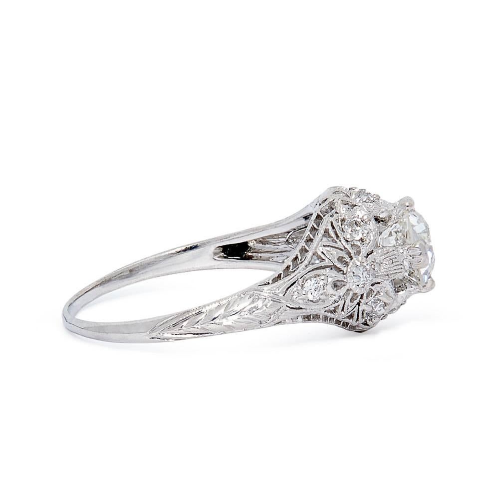 Elaborate Art Deco 1.05 Carat Diamond Platinum Filigree Ring In Excellent Condition For Sale In Boston, MA