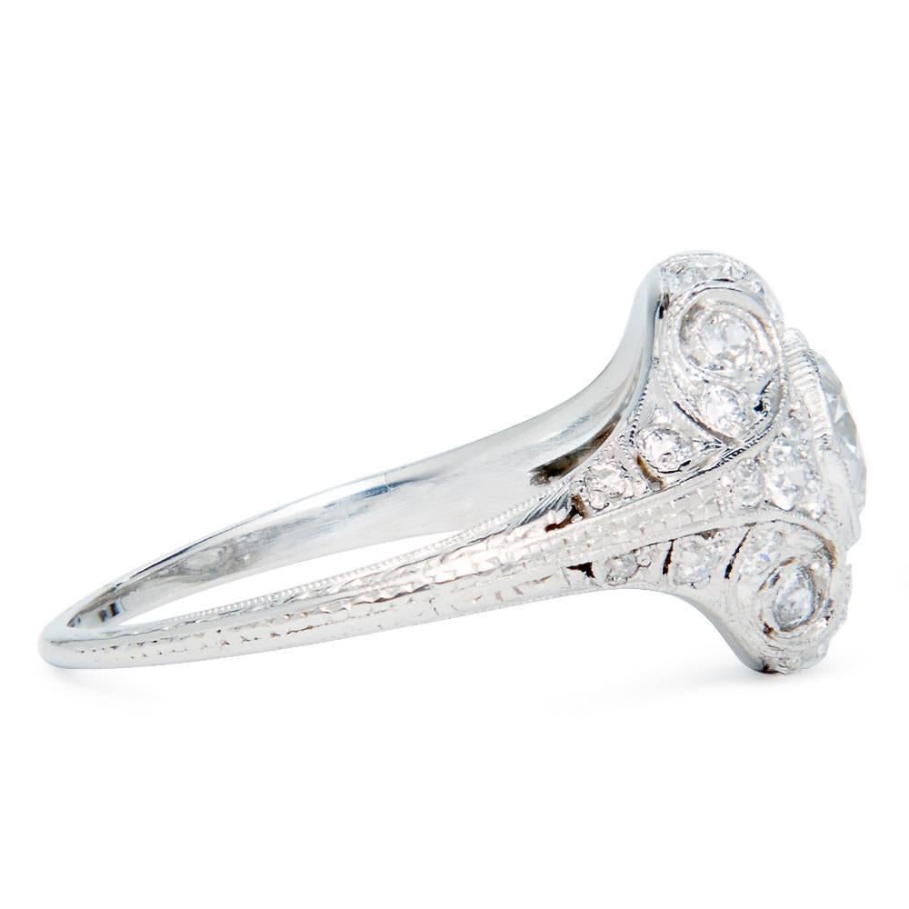 Incredible Art Deco 1.05 Carat Diamond Platinum Engagement Ring In Excellent Condition For Sale In Boston, MA