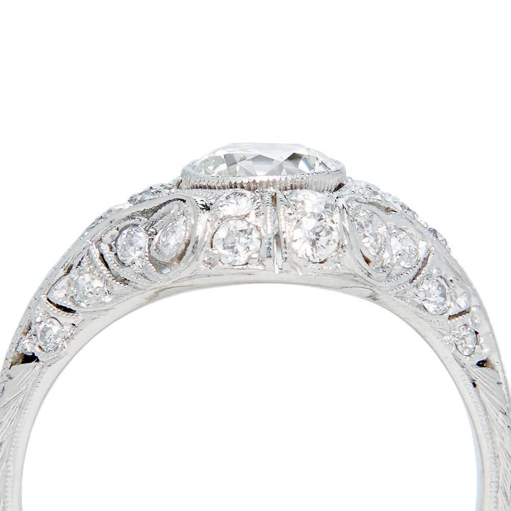 Women's Incredible Art Deco 1.05 Carat Diamond Platinum Engagement Ring For Sale