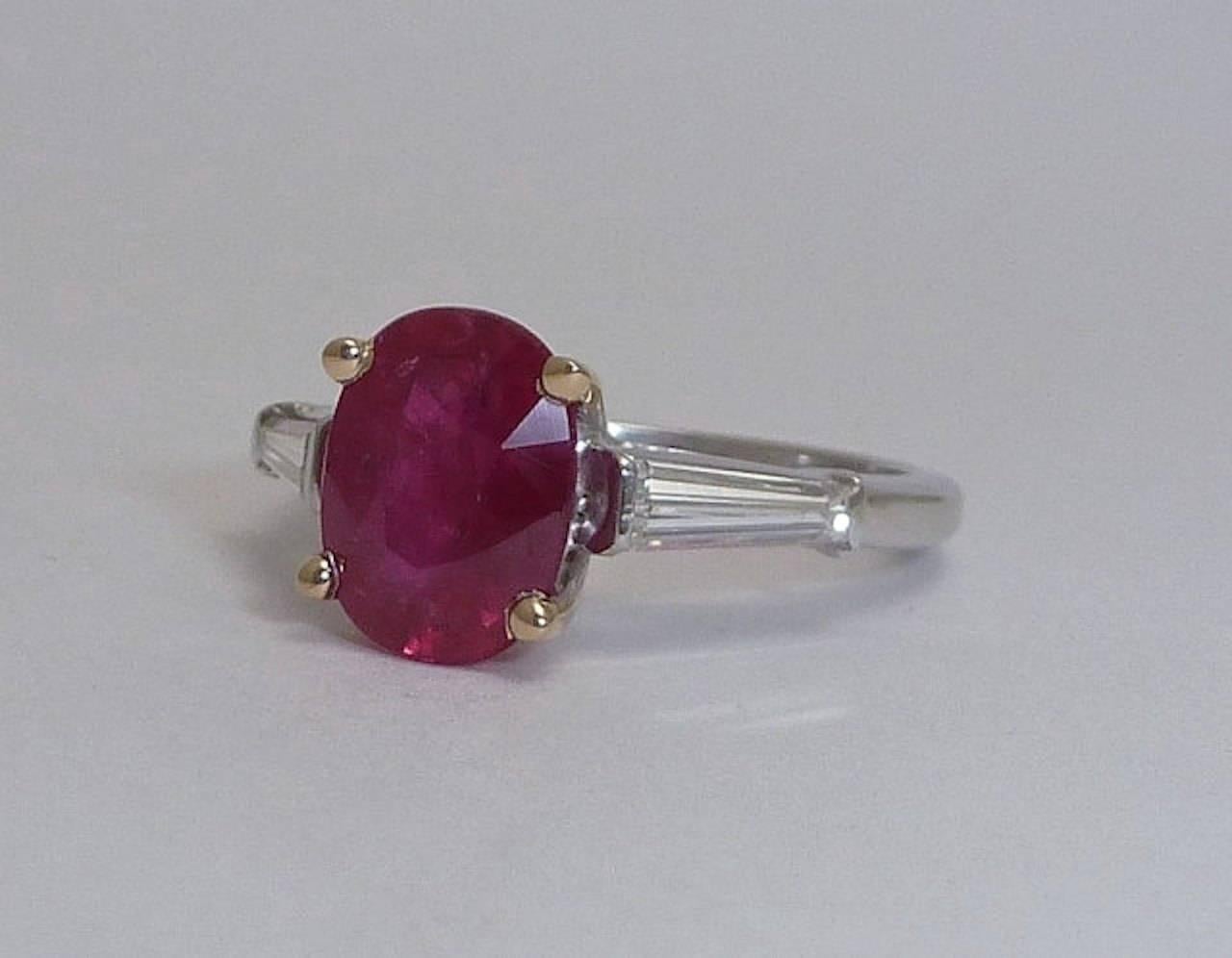 Exceptional 2.46 Carat Pigeon Blood Ruby Diamond Platinum Ring In Excellent Condition In Boston, MA