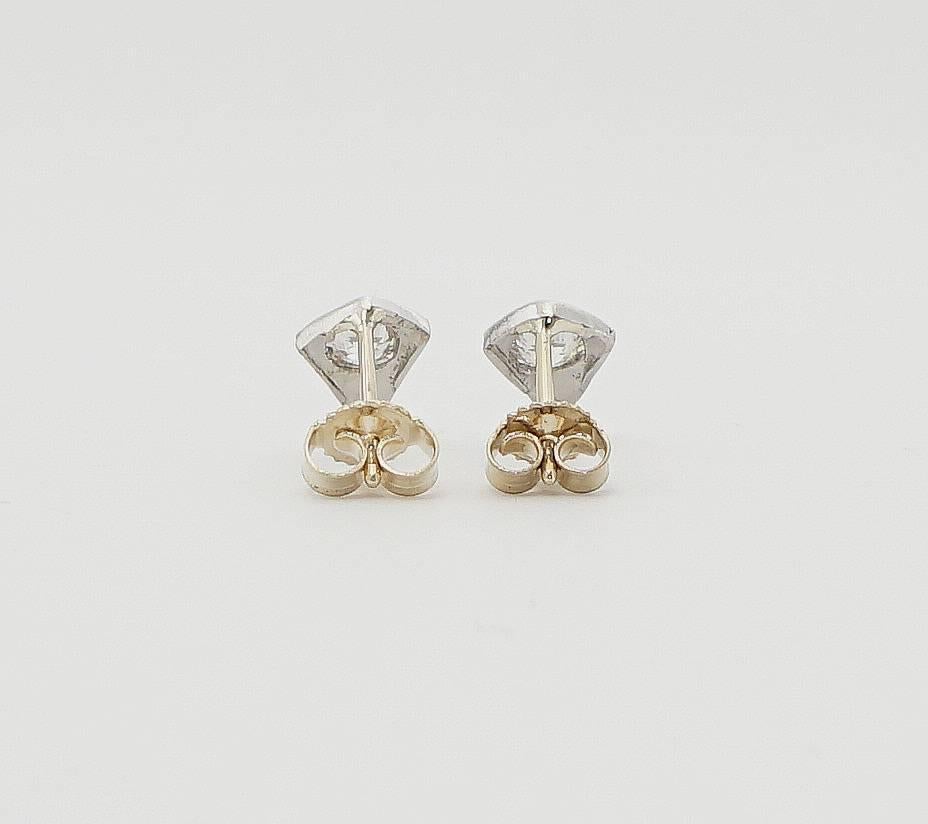 Art Deco 0.80 Carats Diamonds Platinum Stud Earrings  In Excellent Condition In Boston, MA