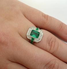 Elegant 1.84 carat Emerald Diamond Platinum Ring