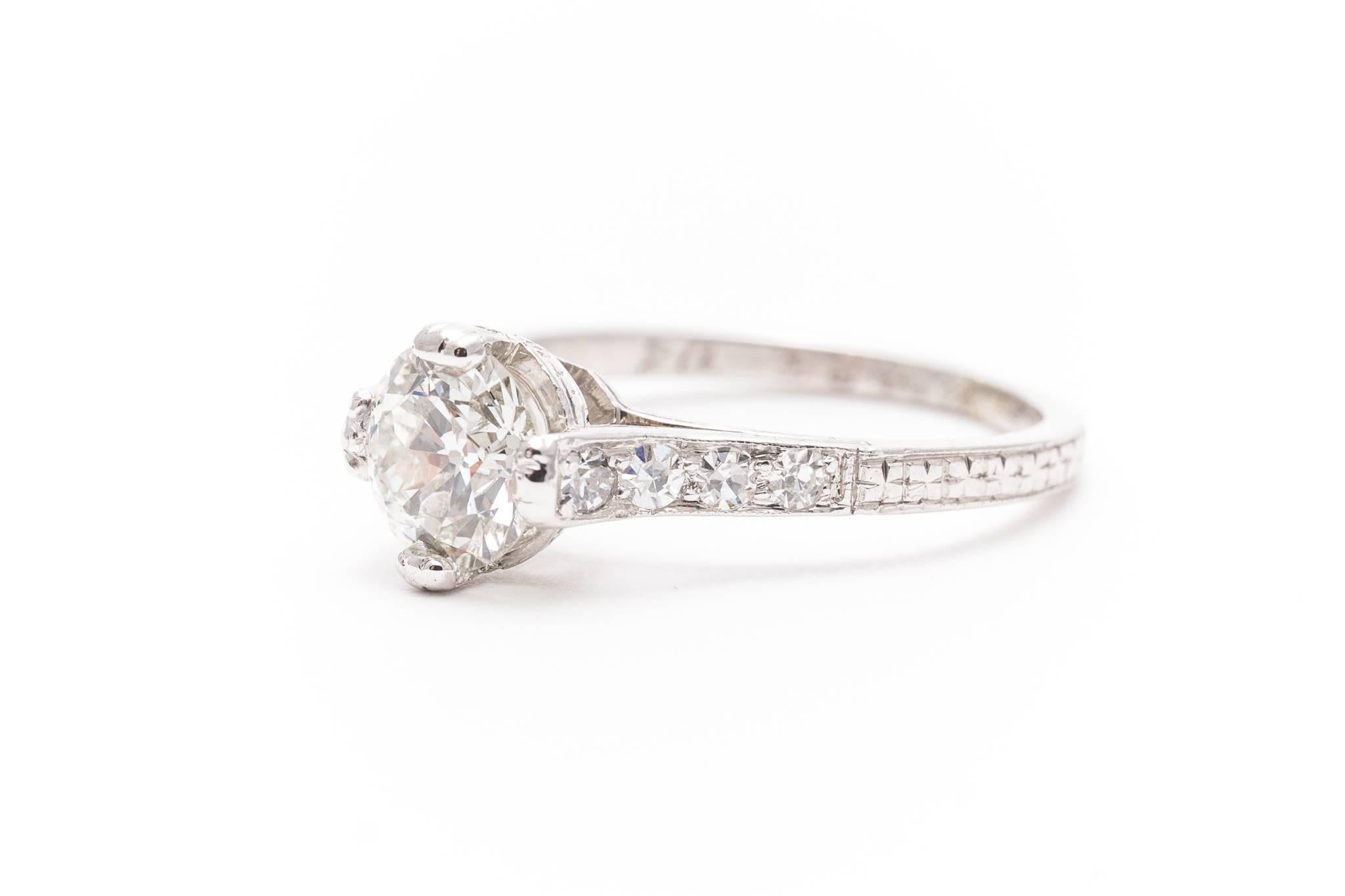 Art Deco Edwardian 1.18 Carat Diamond Engagement Ring in Luxurious Platinum