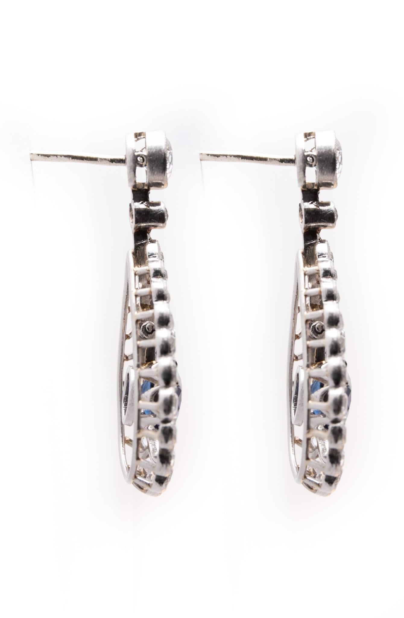 Edwardian Period Sapphire and Diamond Dangle Earrings in Platinum In Excellent Condition For Sale In Boston, MA