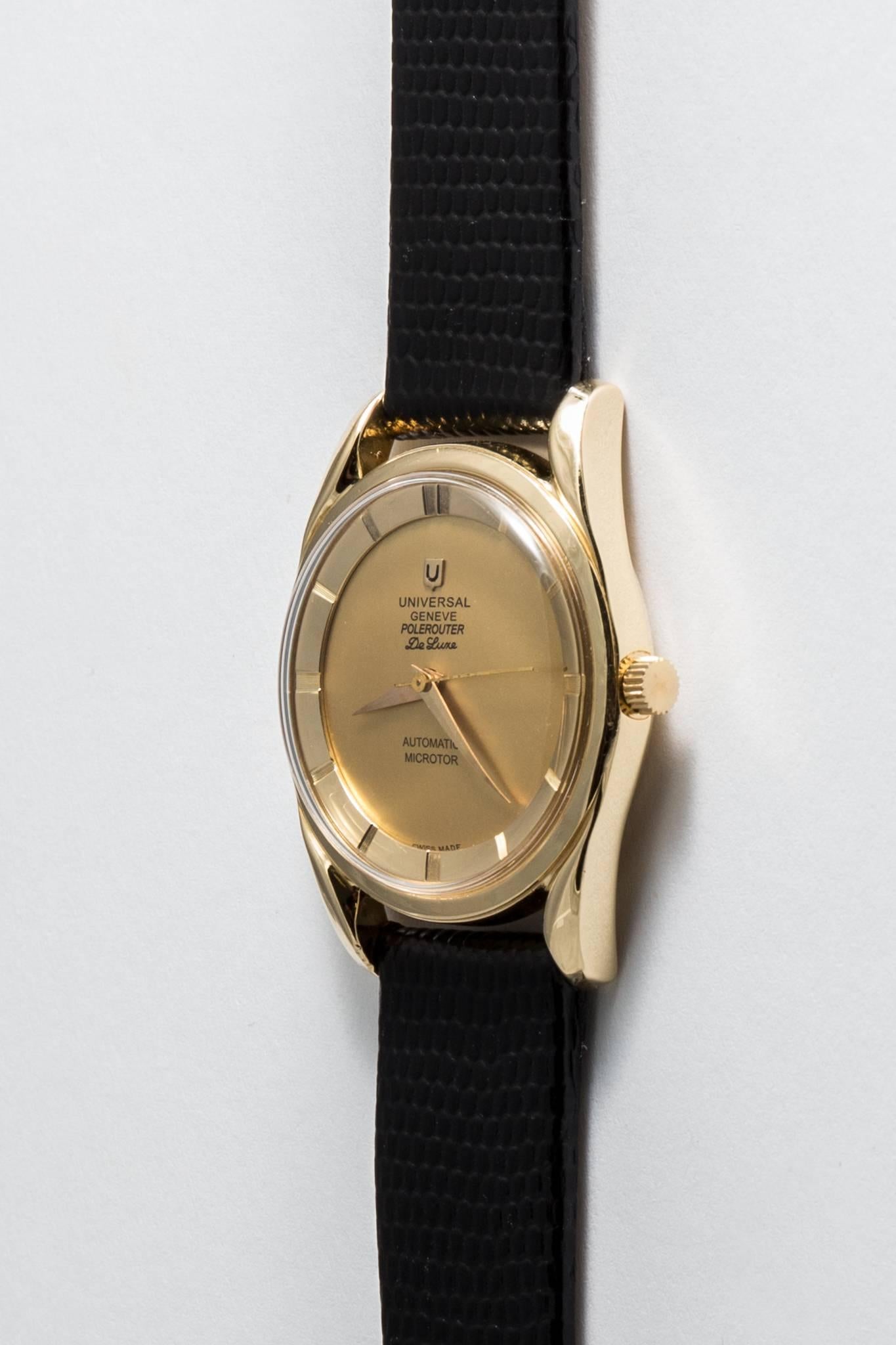 Universal Geneve Yellow Gold Polerouter Deluxe Vintage Automatic Wristwatch In Excellent Condition In Boston, MA