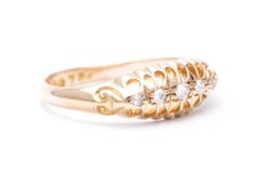 English Five-Stone Diamond Wedding Band in 18 Karat Yellow Gold