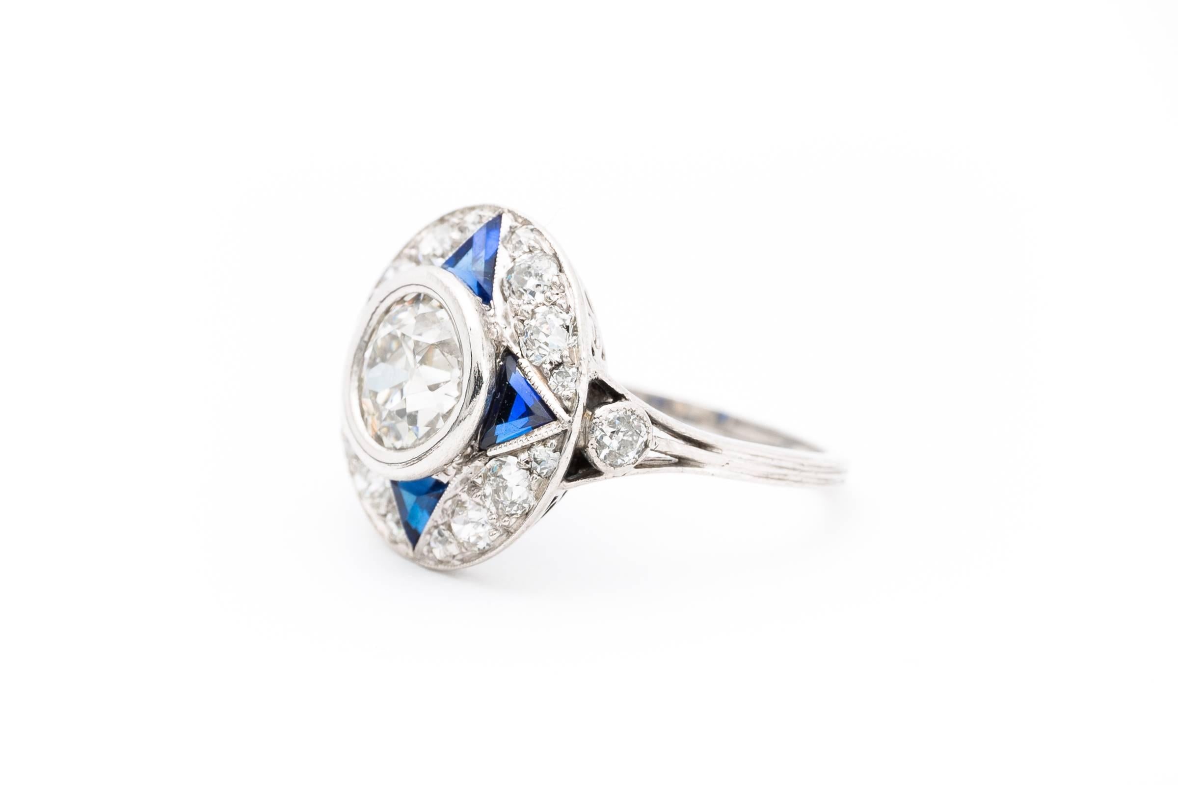 Art Deco 1.18 Carat Sapphire Diamond Platinum Ring  In Excellent Condition For Sale In Boston, MA
