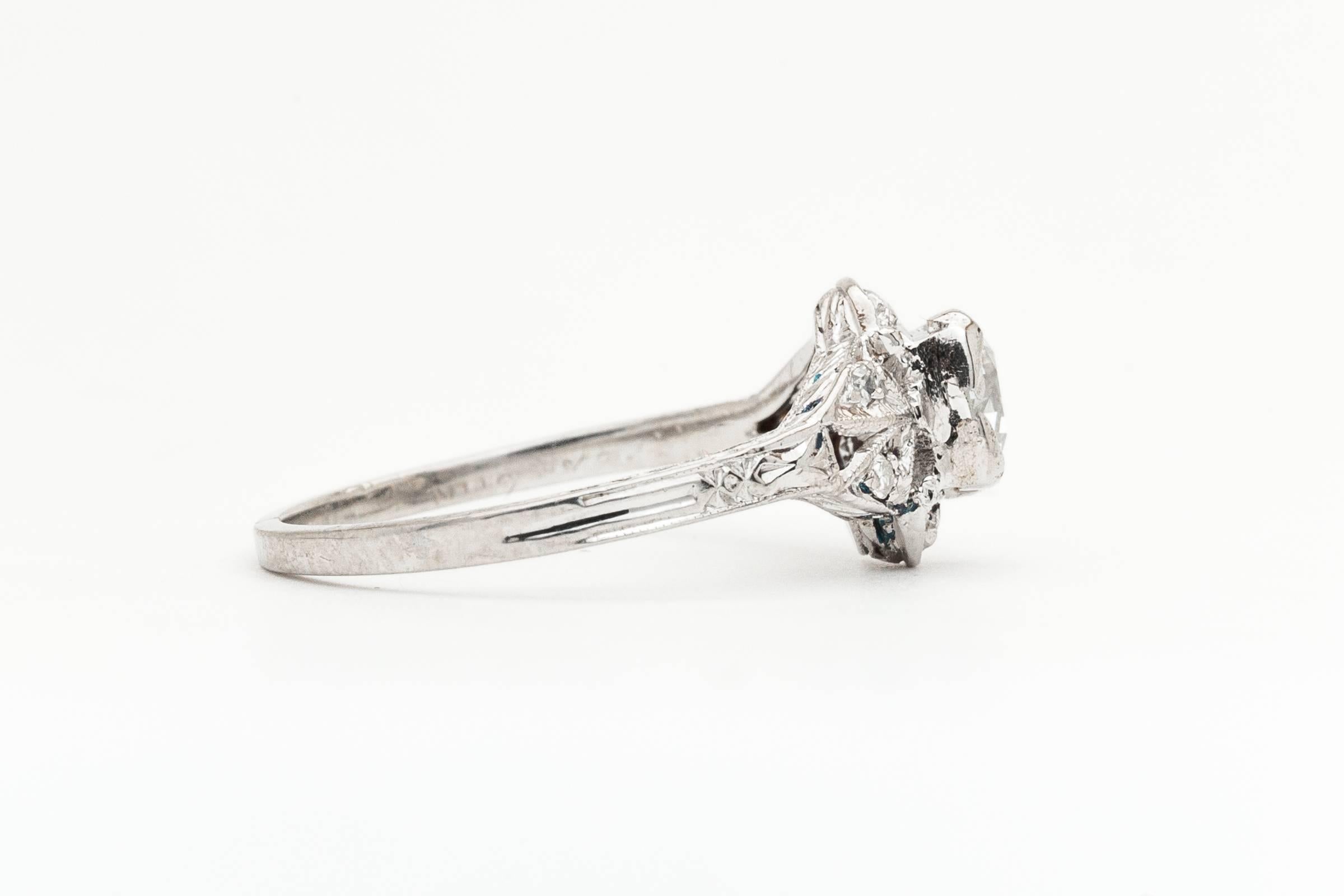 Women's Art Deco 0.50 Carat Diamond Platinum Engagement Ring For Sale