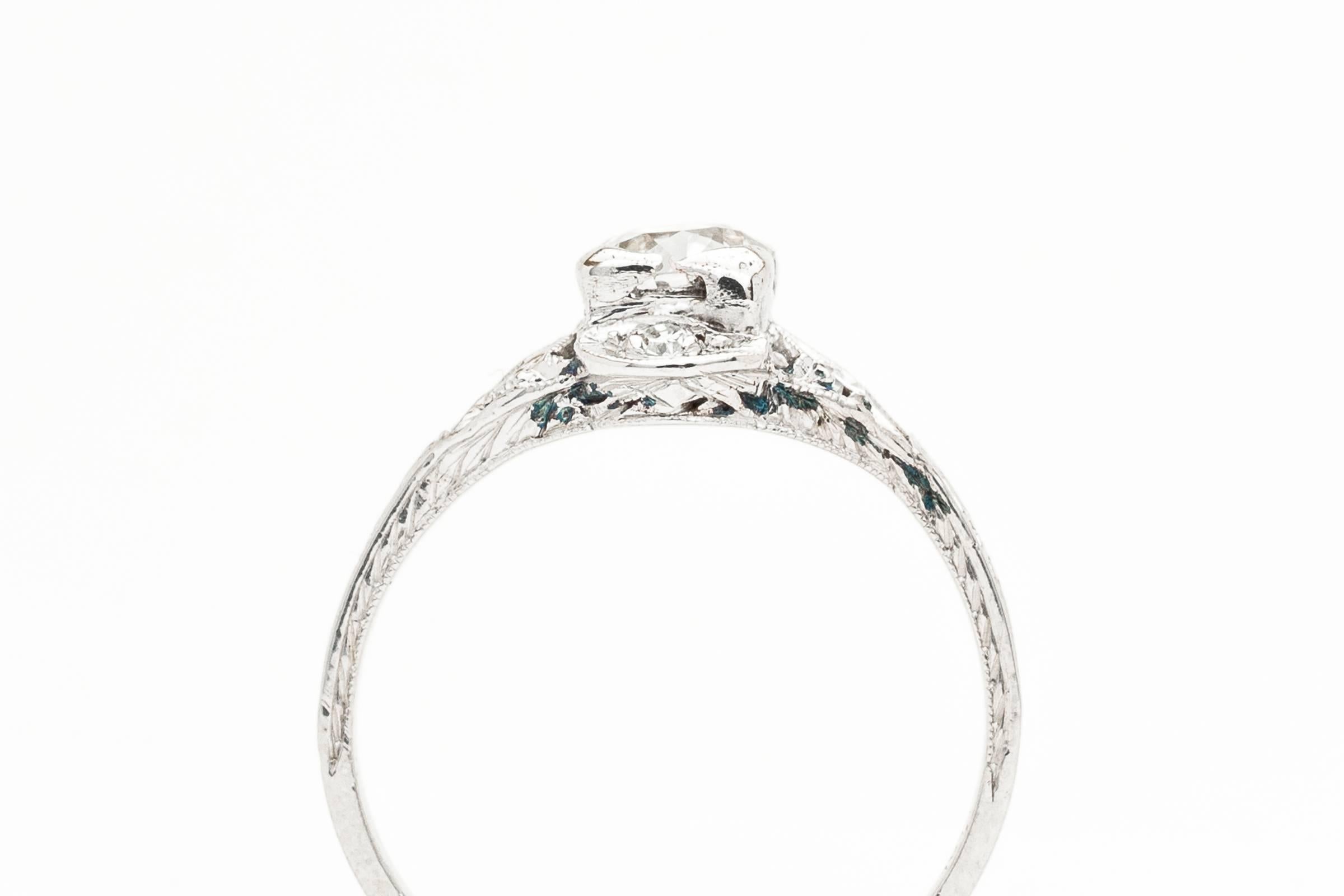 Art Deco 0.50 Carat Diamond Platinum Engagement Ring For Sale 1