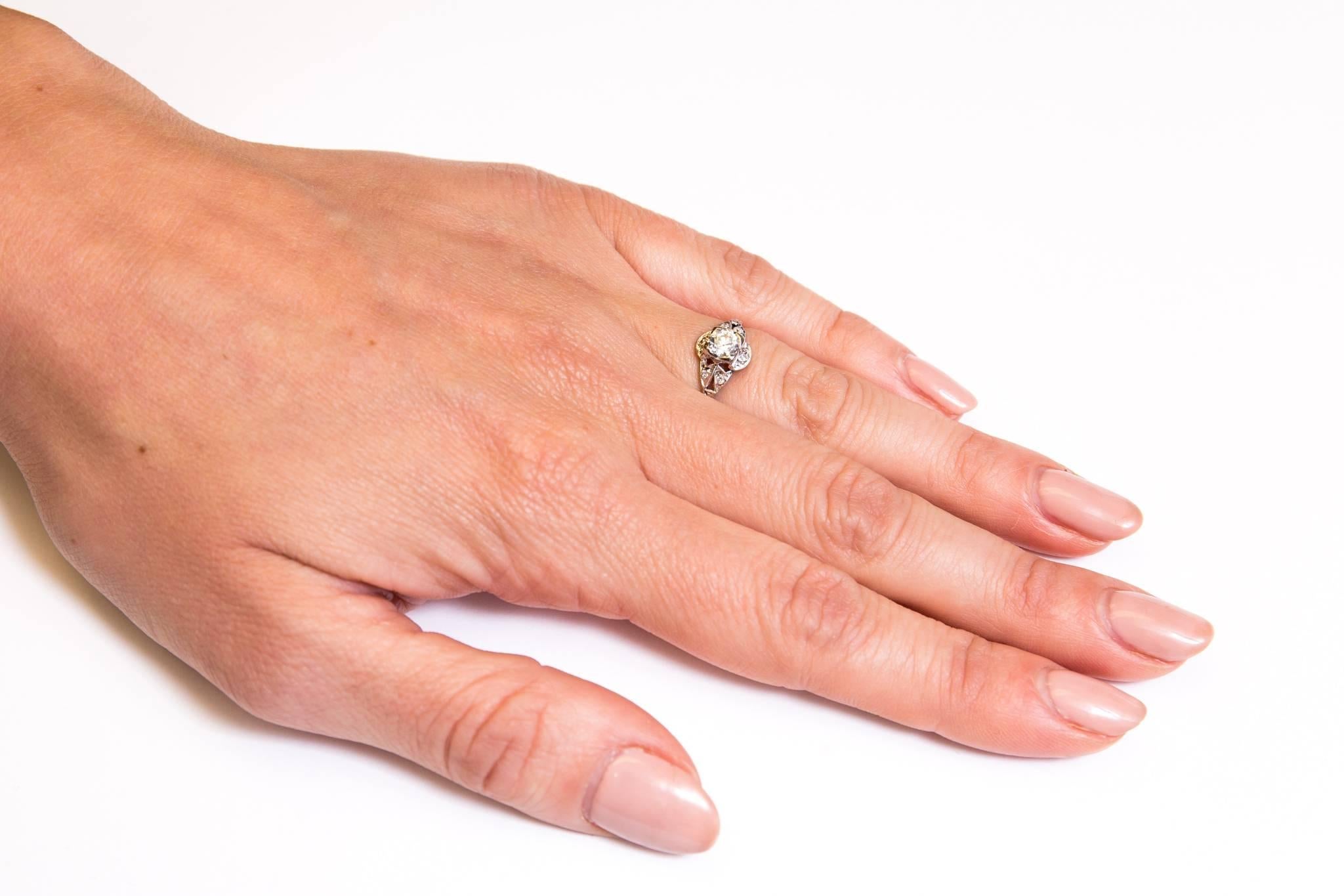 Art Deco 0.50 Carat Diamond Platinum Engagement Ring For Sale 2