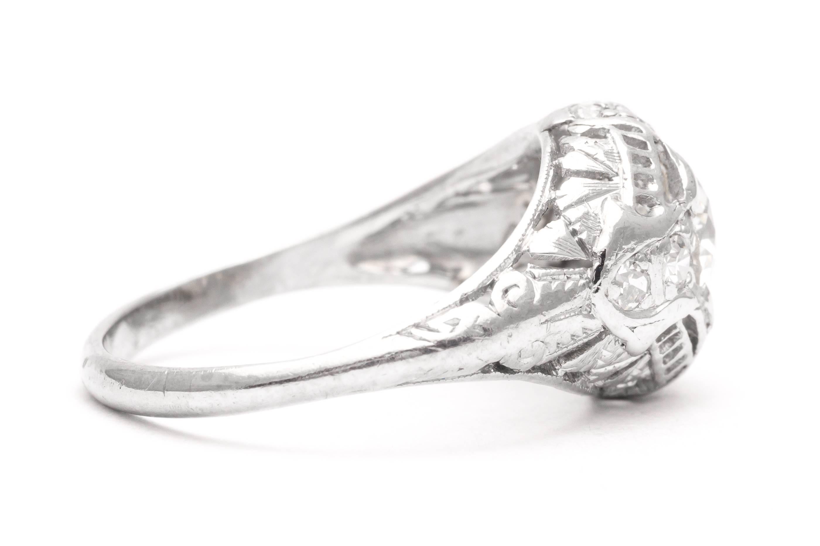 Women's Art Deco 0.75 Carat Diamonds Platinum Filigree Engagement Ring For Sale