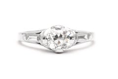 Art Nouveau 0.80 Carat Diamond Engagement Ring in Platinum