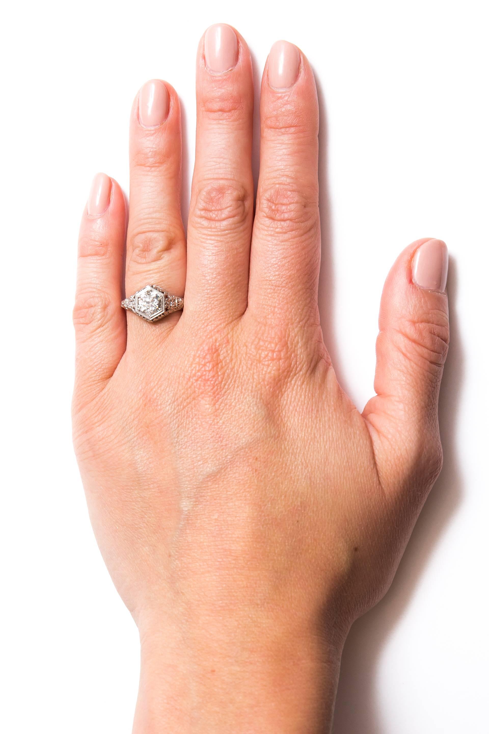 Handmade 1.20 Carat Diamond Platinum Floral Filigree Engagement Ring  For Sale 1