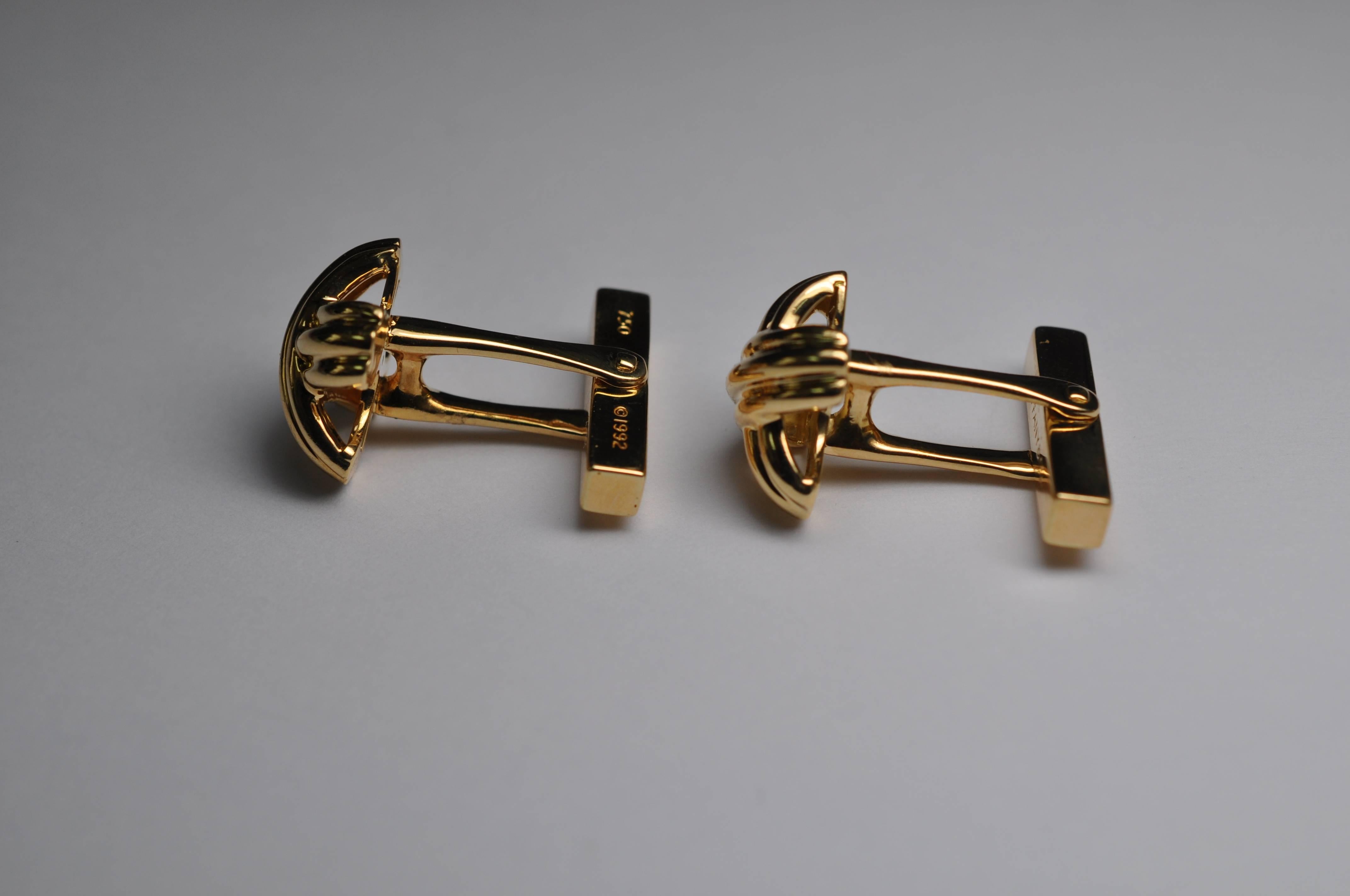Tiffany & Co. Schlumberger Yellow Gold Cufflinks Dated 1992 In Excellent Condition For Sale In Houston, TX