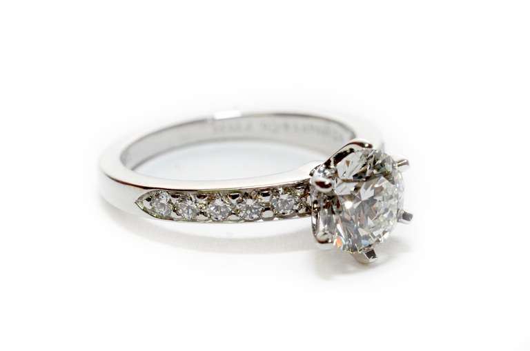 Women's Tiffany & Co Platinum Engagement Ring Round Diamond  1.27ct G-VS1 .