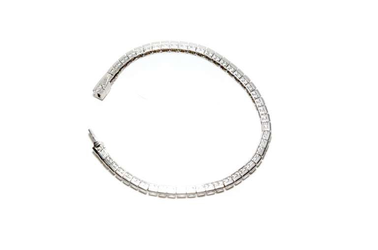 Women's Art Deco Carre Cut Diamond 10.00ct F-VS1 Platinum Line Tennis Bracelet.