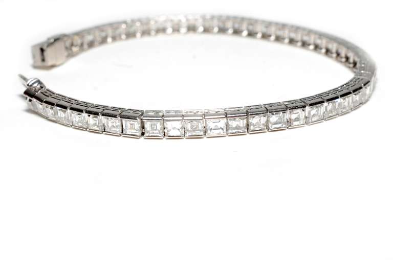 Art Deco Carre Cut Diamond 10.00ct F-VS1 Platinum Line Tennis Bracelet. 1