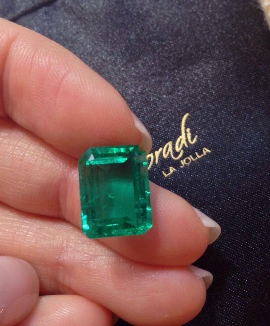 7.39 Carat GIA Cert Colombian Emerald Diamond Platinum Three Stone Ring 5