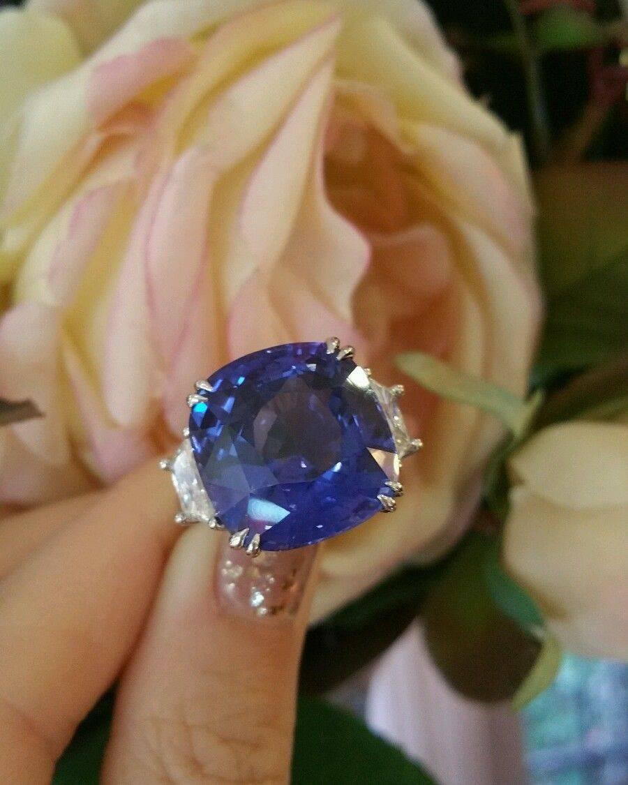 24.29 Carat GIA Cert Ceylon Cushion Blue Sapphire Diamond Platinum Ring In Excellent Condition In La Jolla, CA