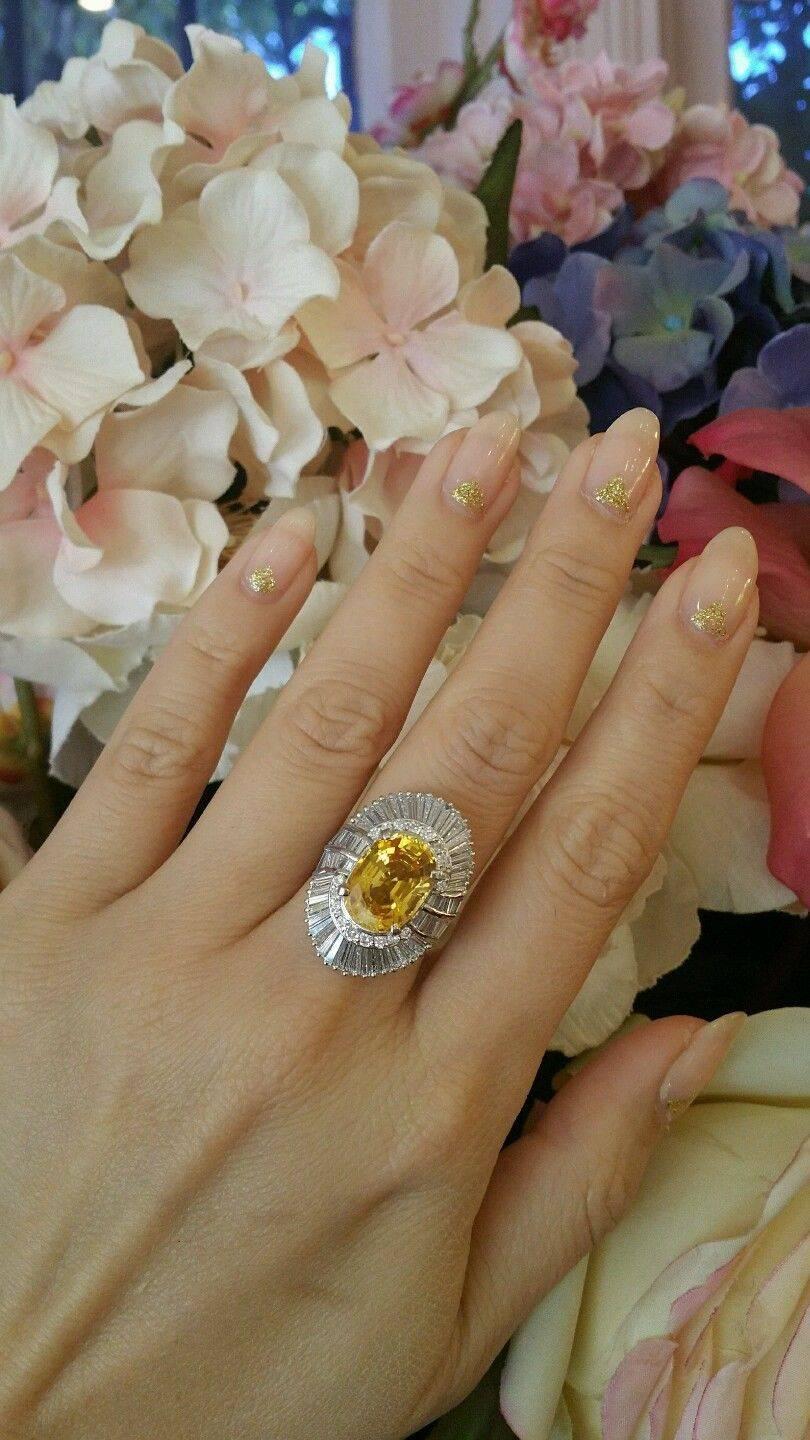 6.25 Carat Oval Yellow Sapphire and 2.50 Carats Diamonds Platinum Ballerina Ring For Sale 1