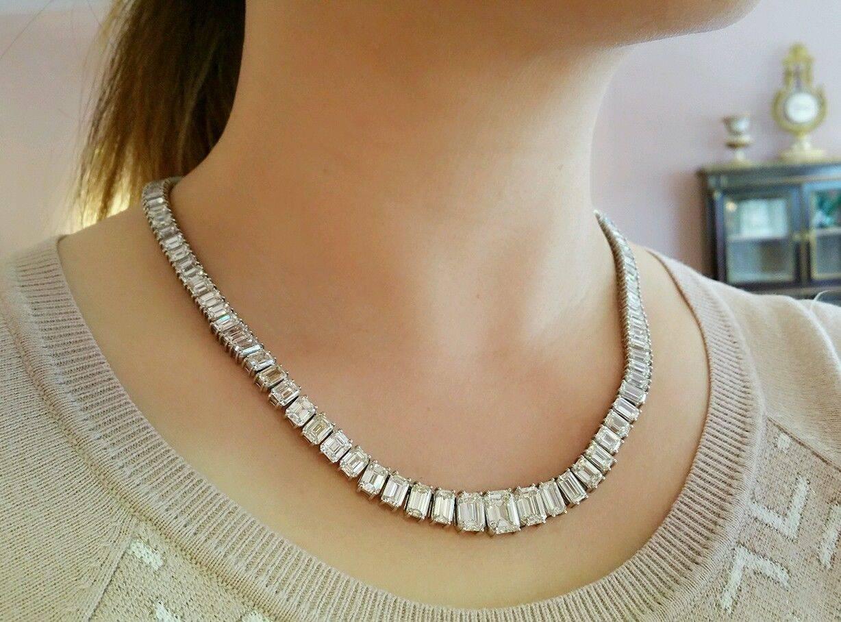 66.69 Carats Emerald Cut Diamonds Platinum Riviere Necklace  In Excellent Condition In La Jolla, CA